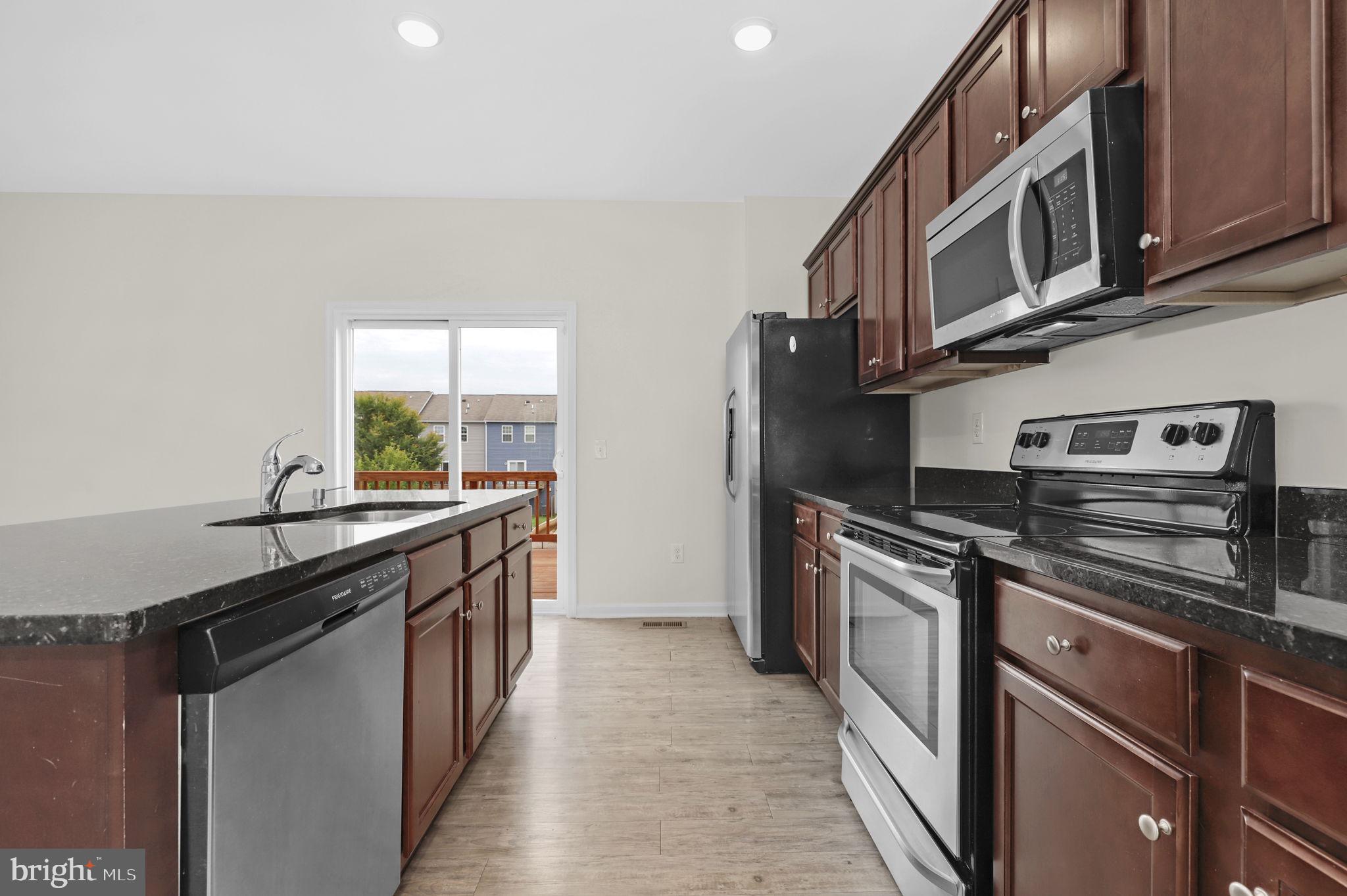 BERKELEY RIDGE - Residential