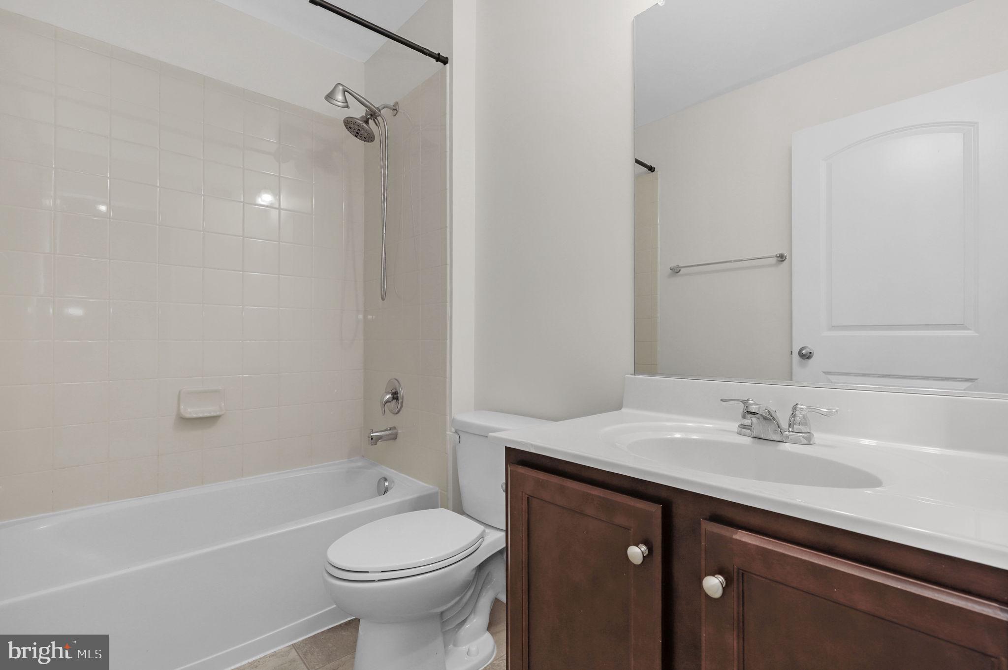 BERKELEY RIDGE - Residential