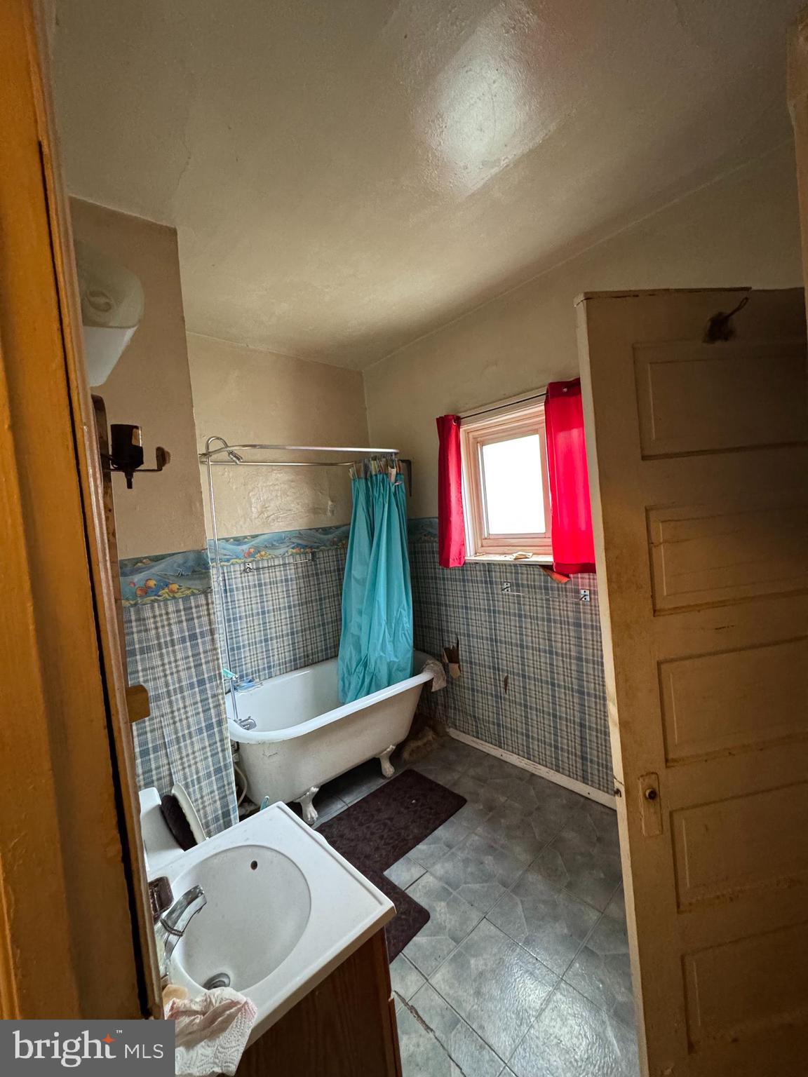 ALLEGHENY WEST - Residential