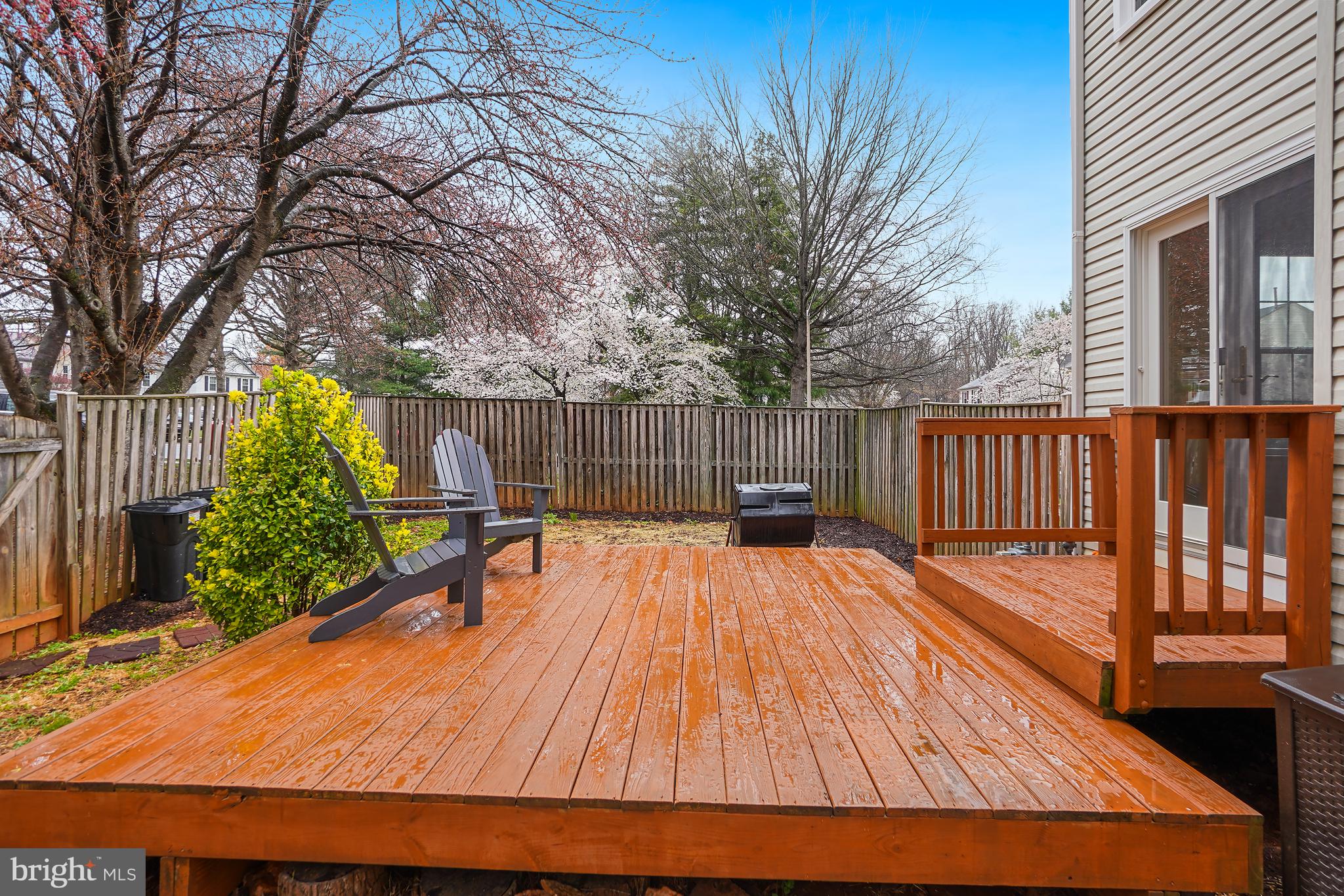 OAK SPRINGS - Residential