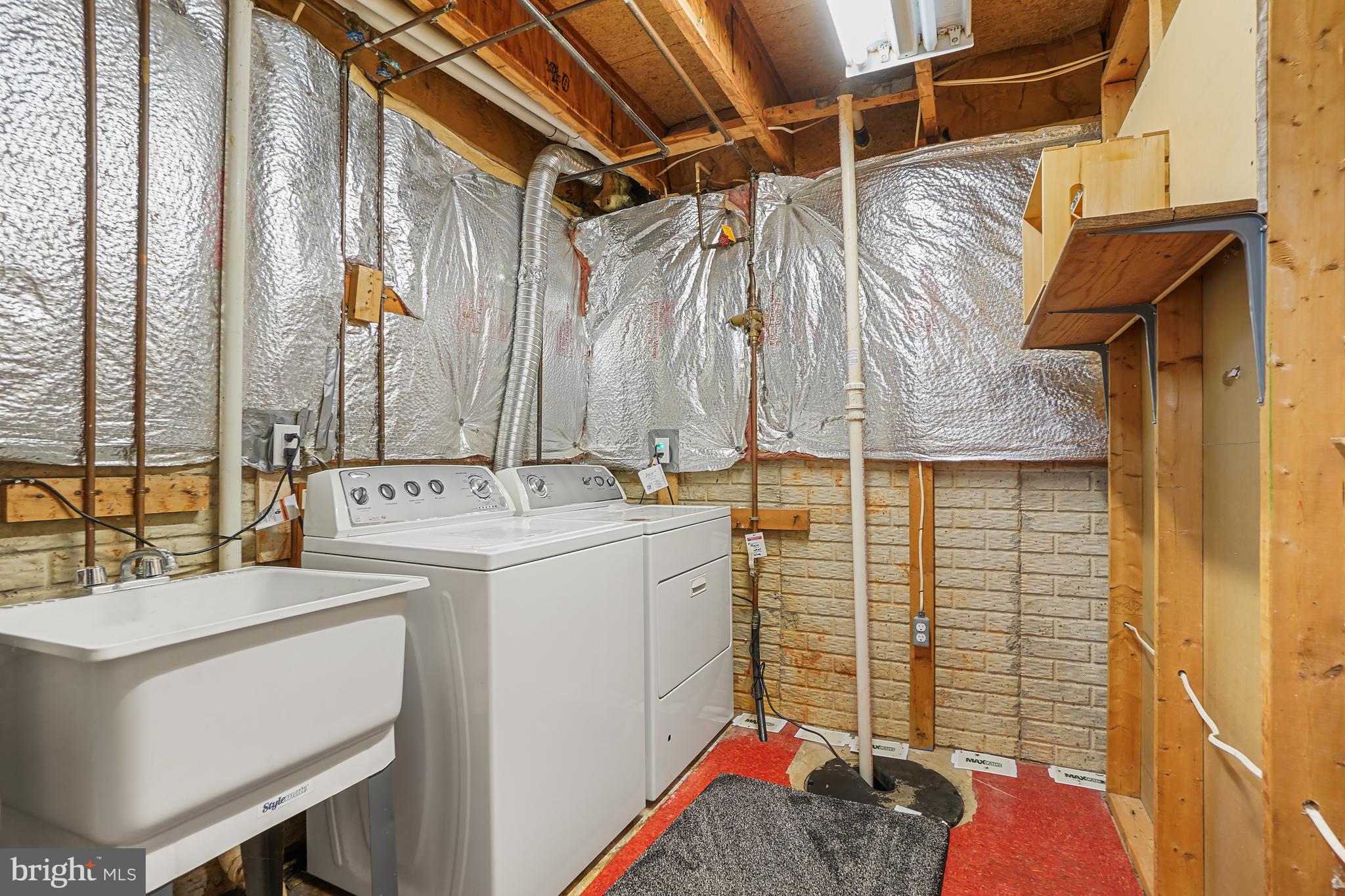 OAK SPRINGS - Residential