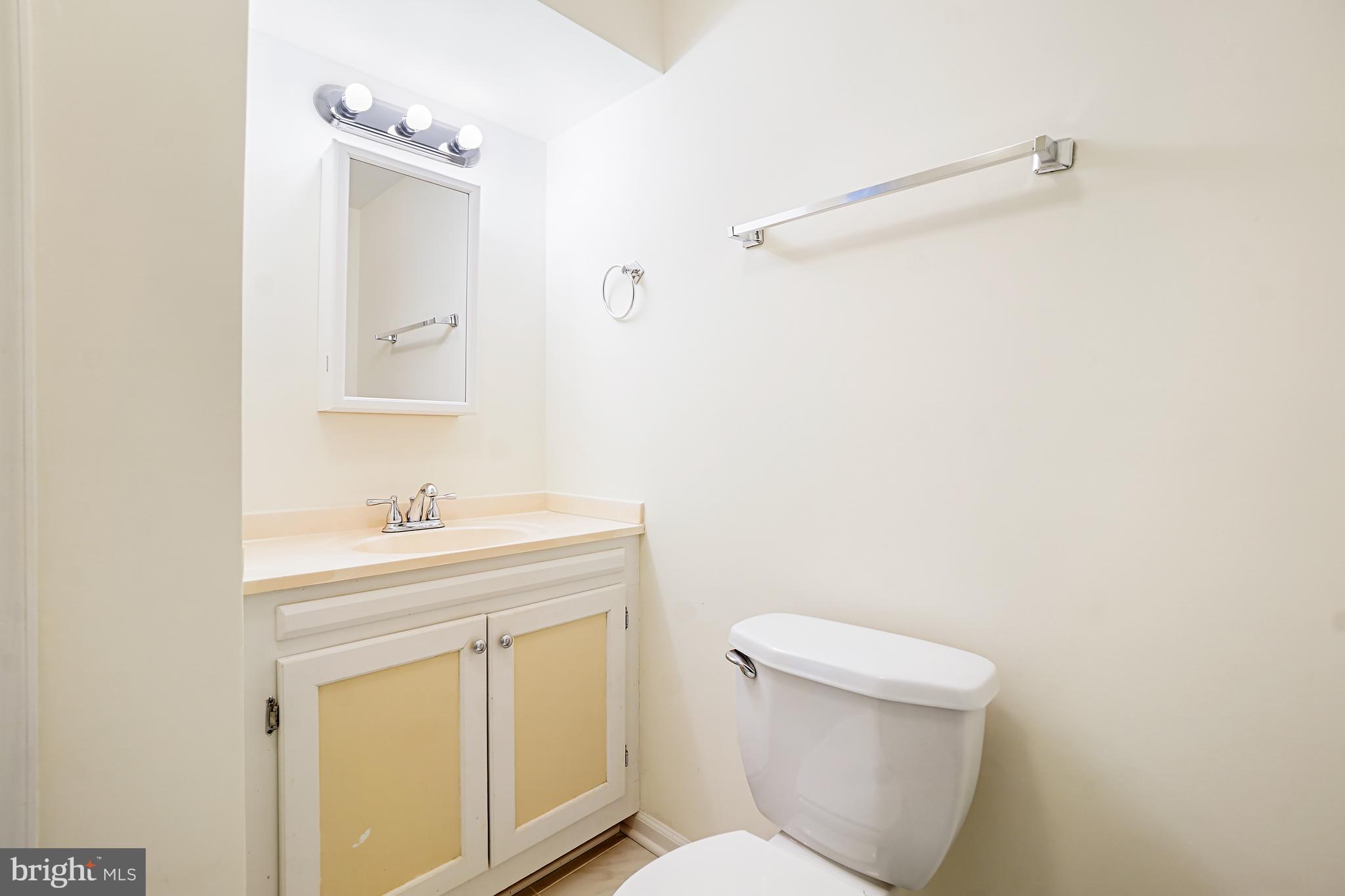 OAK SPRINGS - Residential