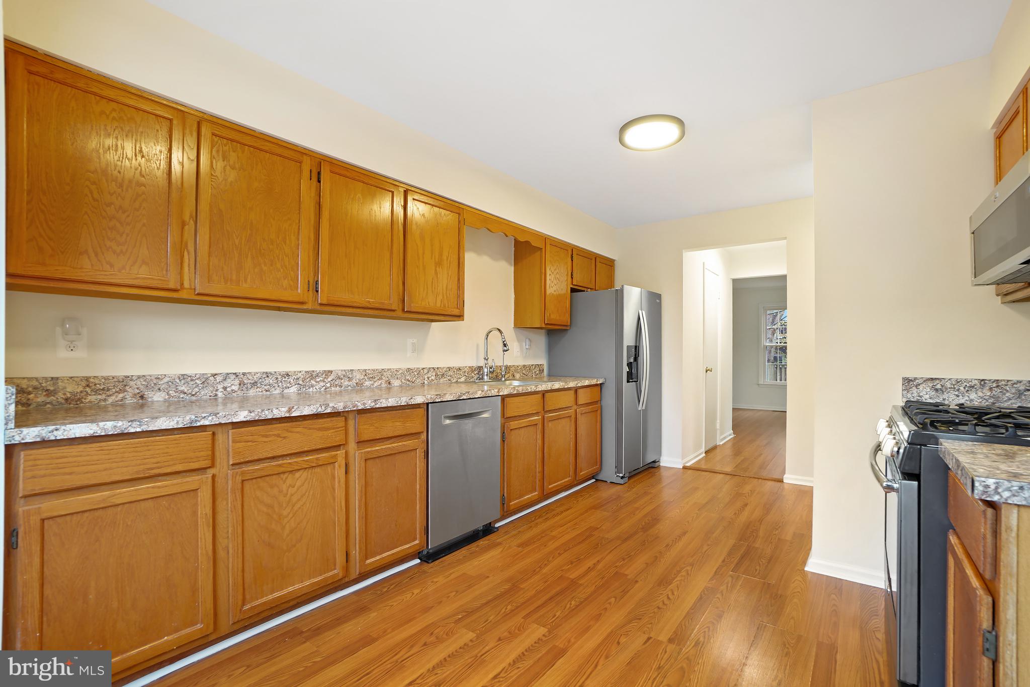 OAK SPRINGS - Residential