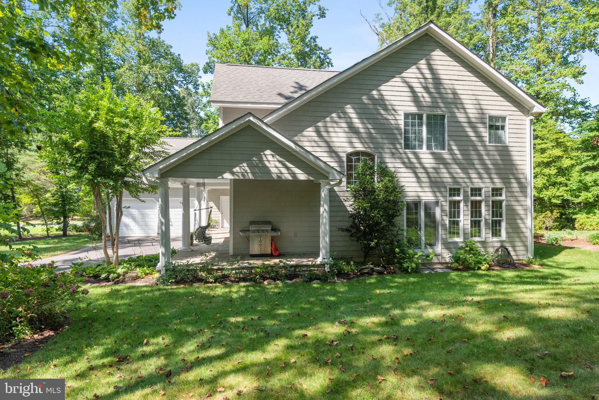 STONINGTON - Residential