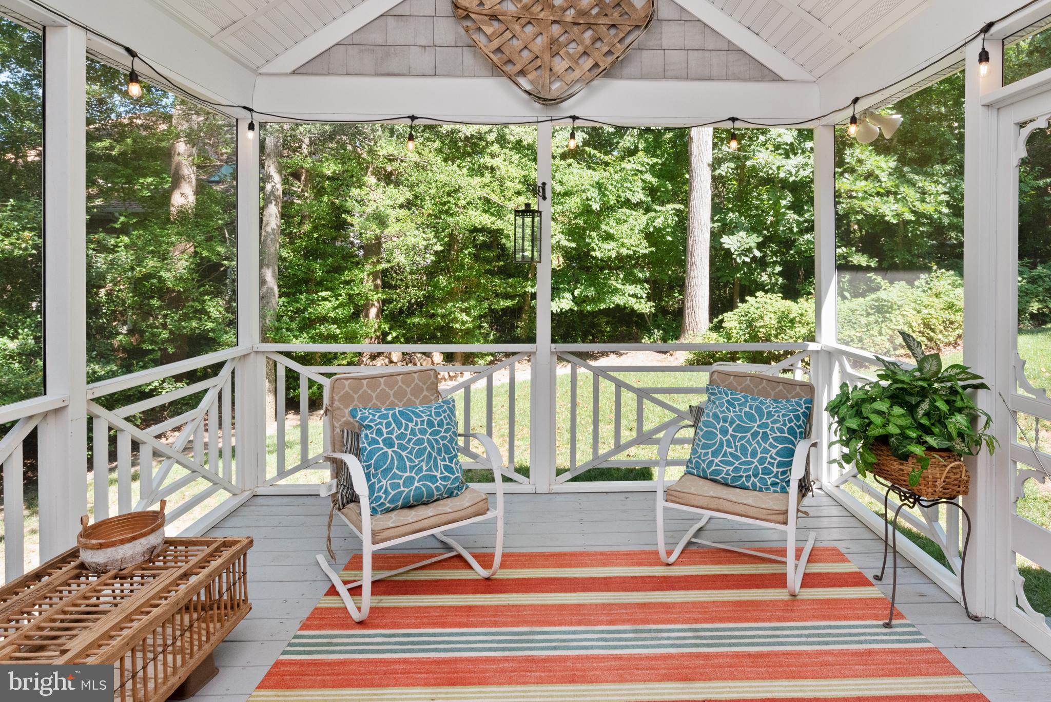 STONINGTON - Residential