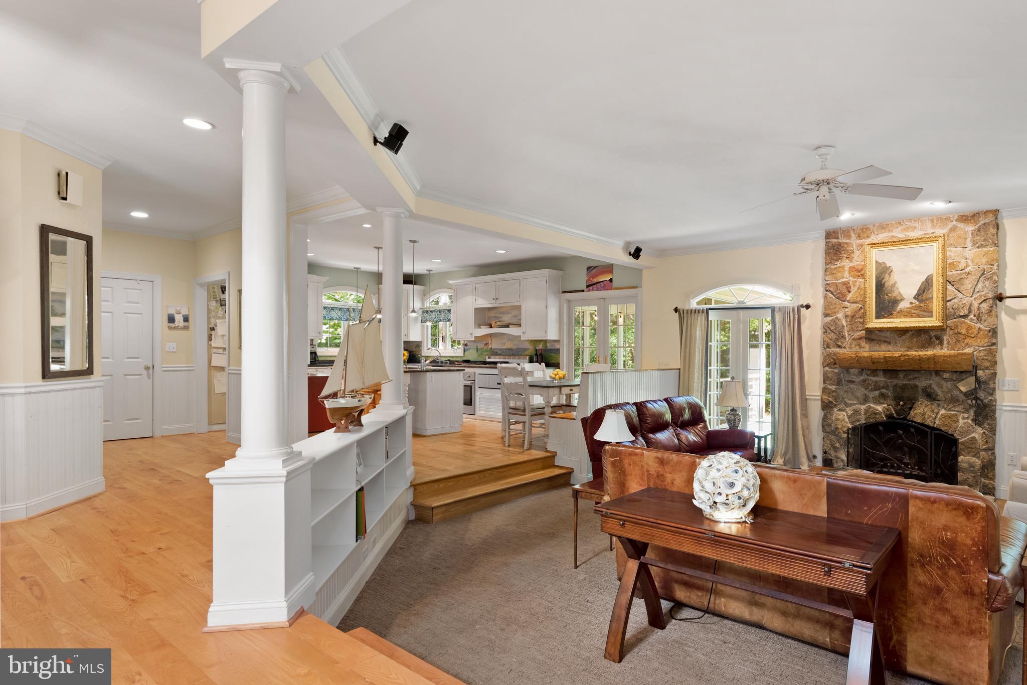 STONINGTON - Residential