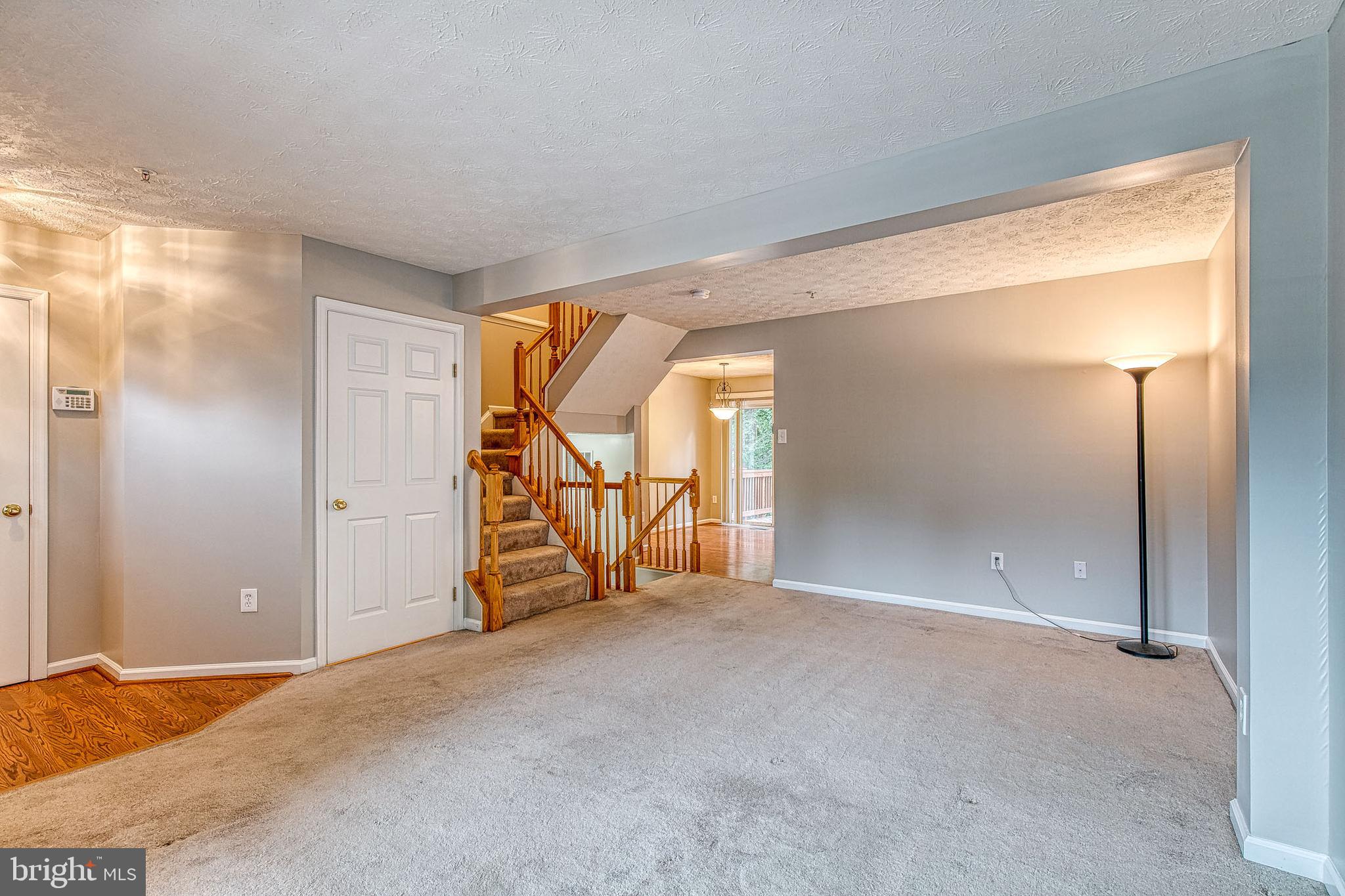 27 SILVER BIRCH COURT