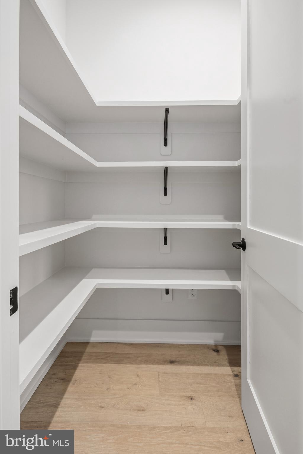 OVERLEE - Residential