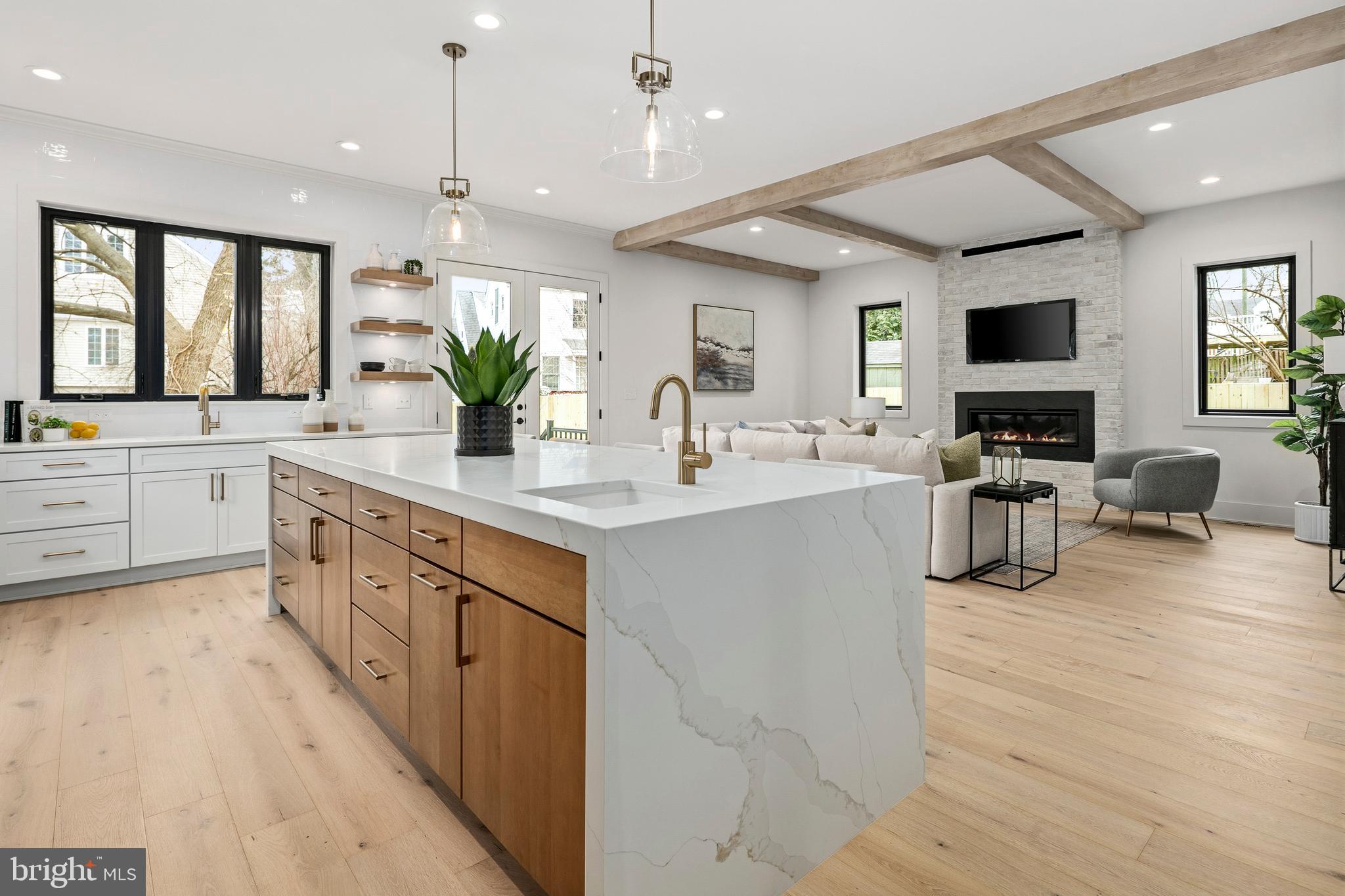 OVERLEE - Residential