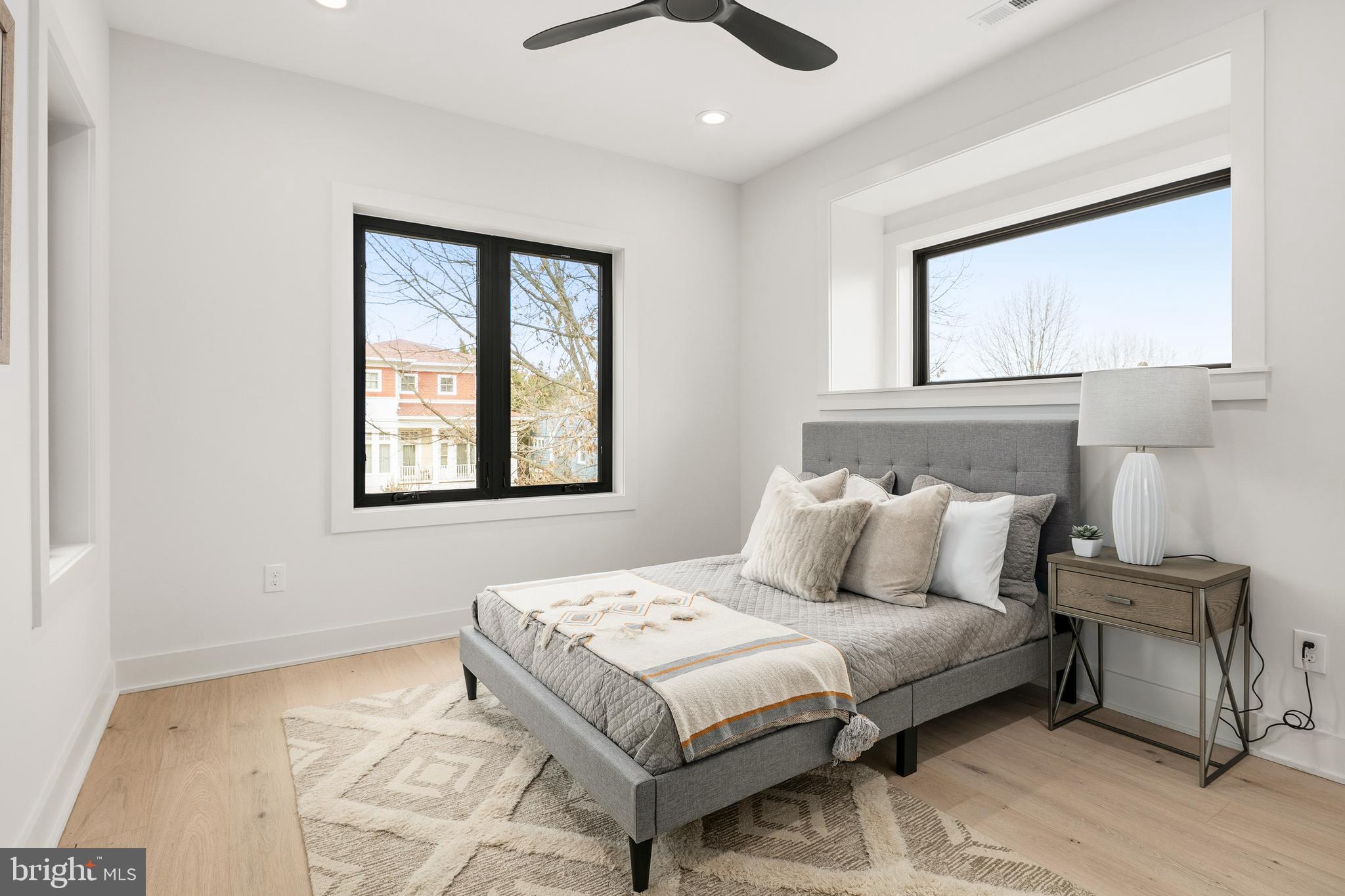 OVERLEE - Residential