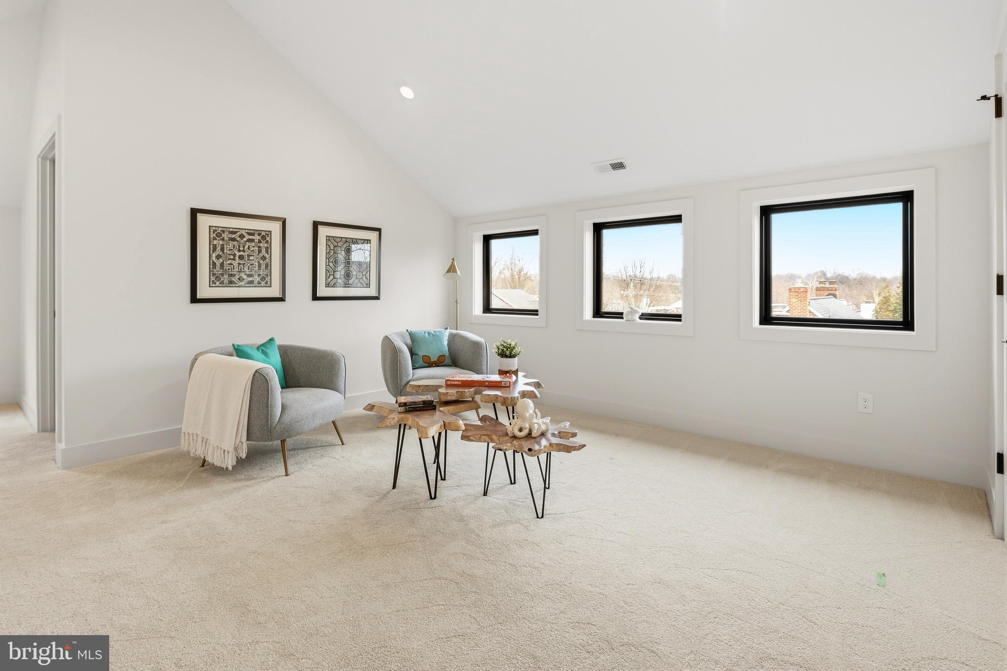 OVERLEE - Residential