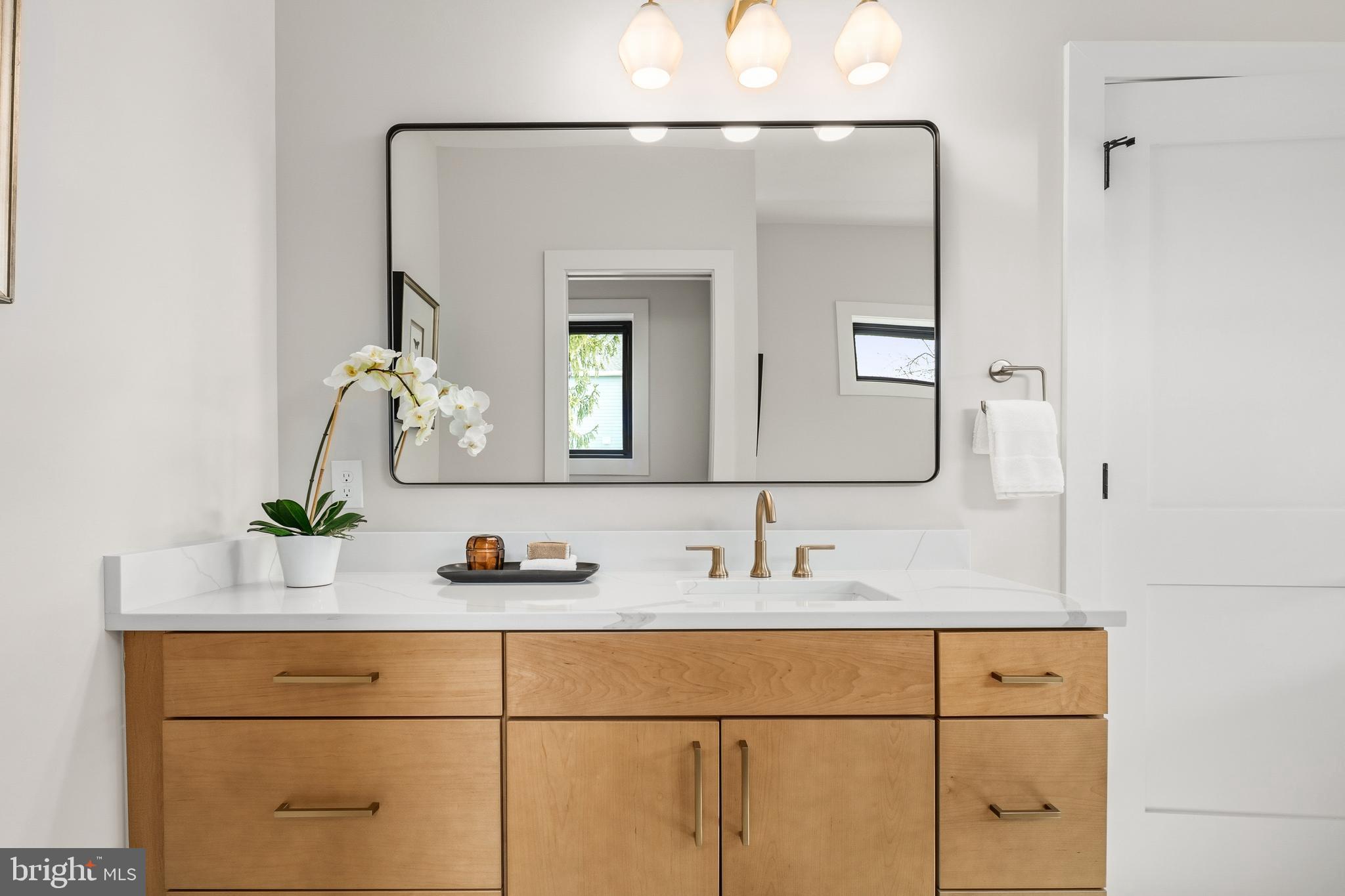 OVERLEE - Residential