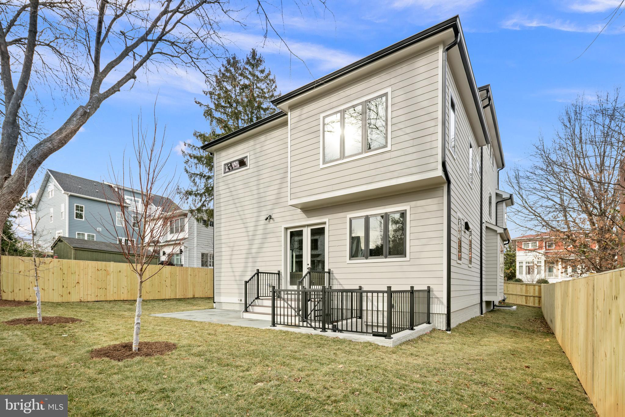 OVERLEE - Residential