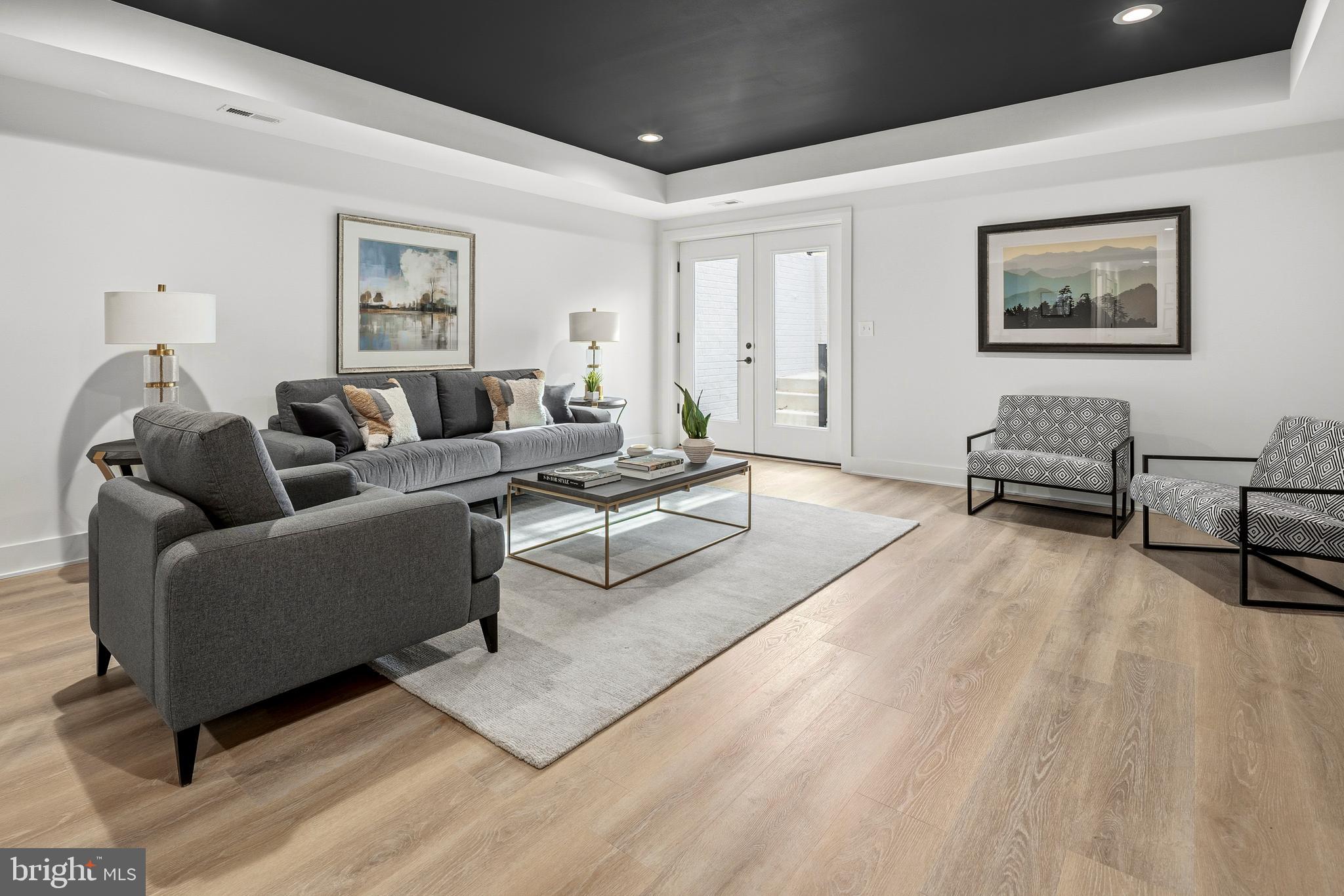 OVERLEE - Residential