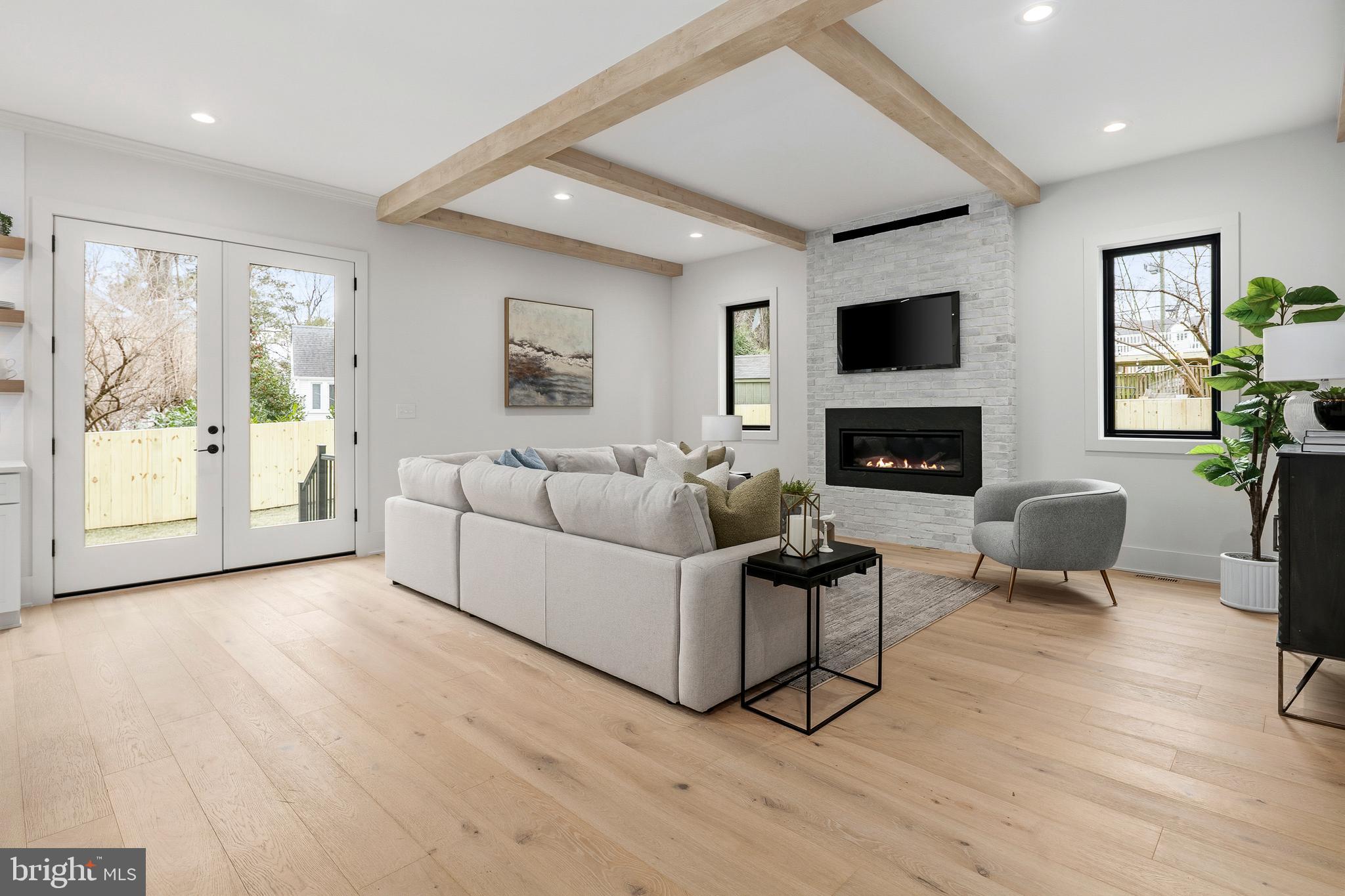 OVERLEE - Residential