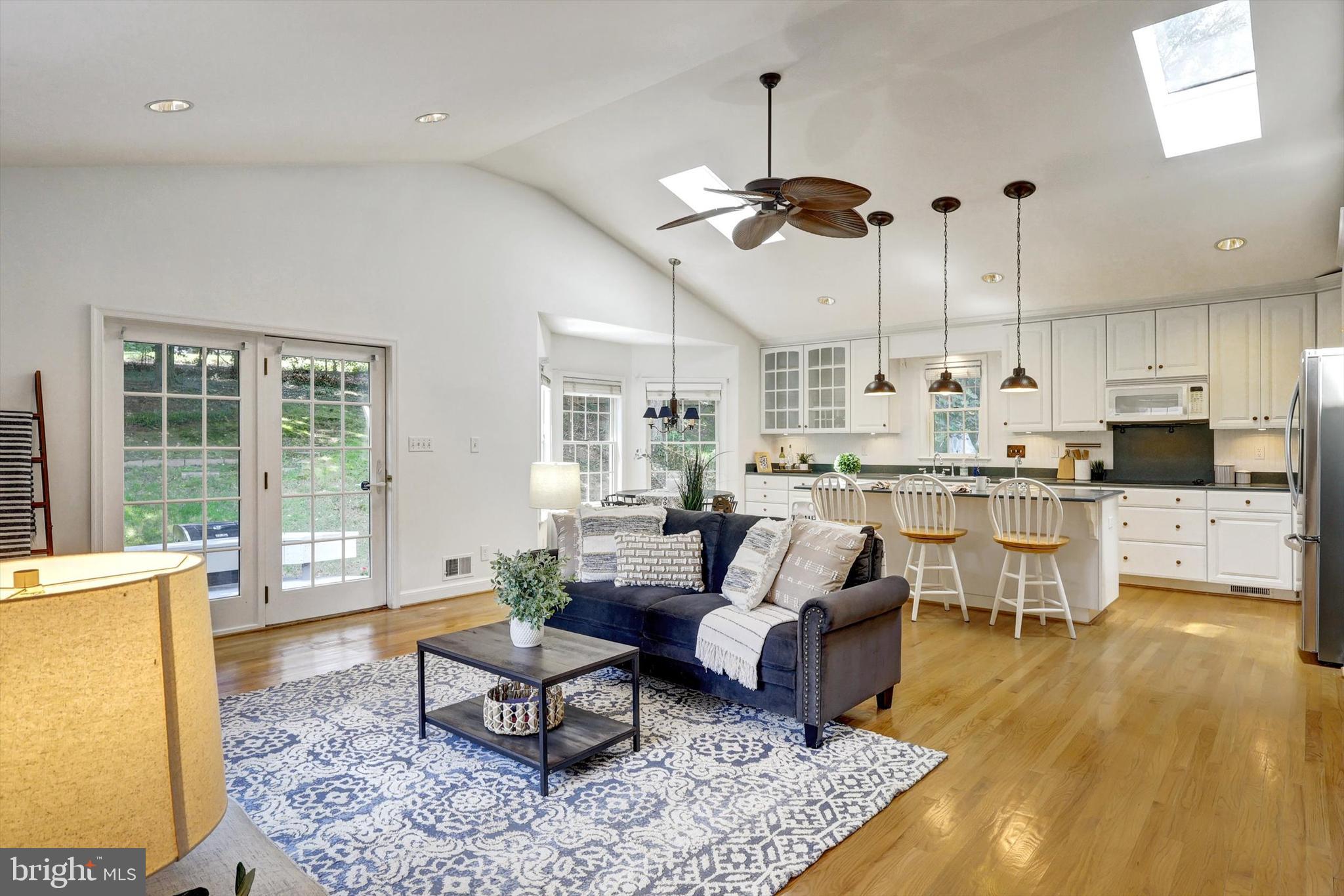 WOODMOOR - Residential