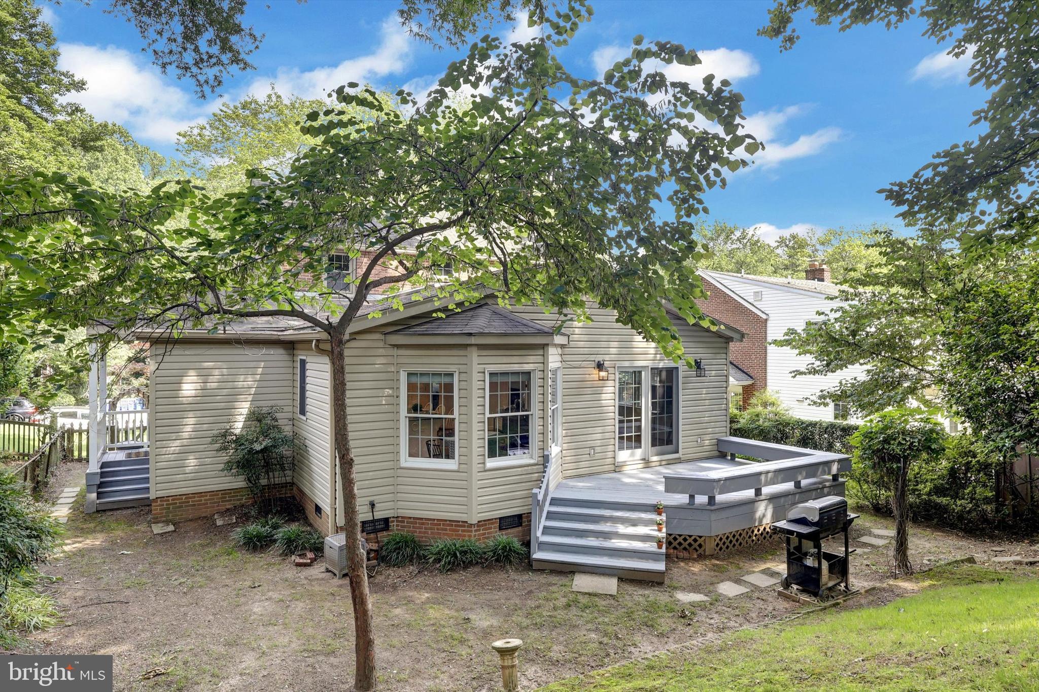 WOODMOOR - Residential