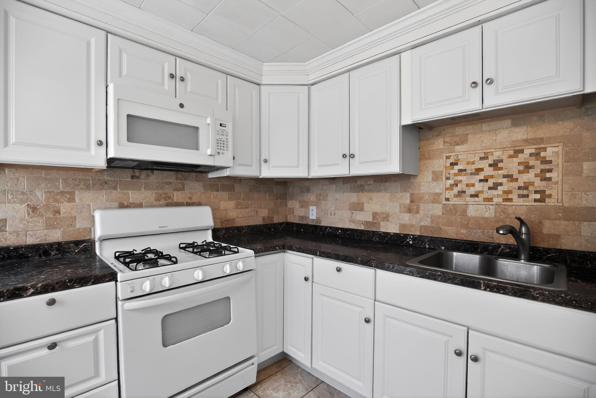BELMONT HILLS - Residential Income