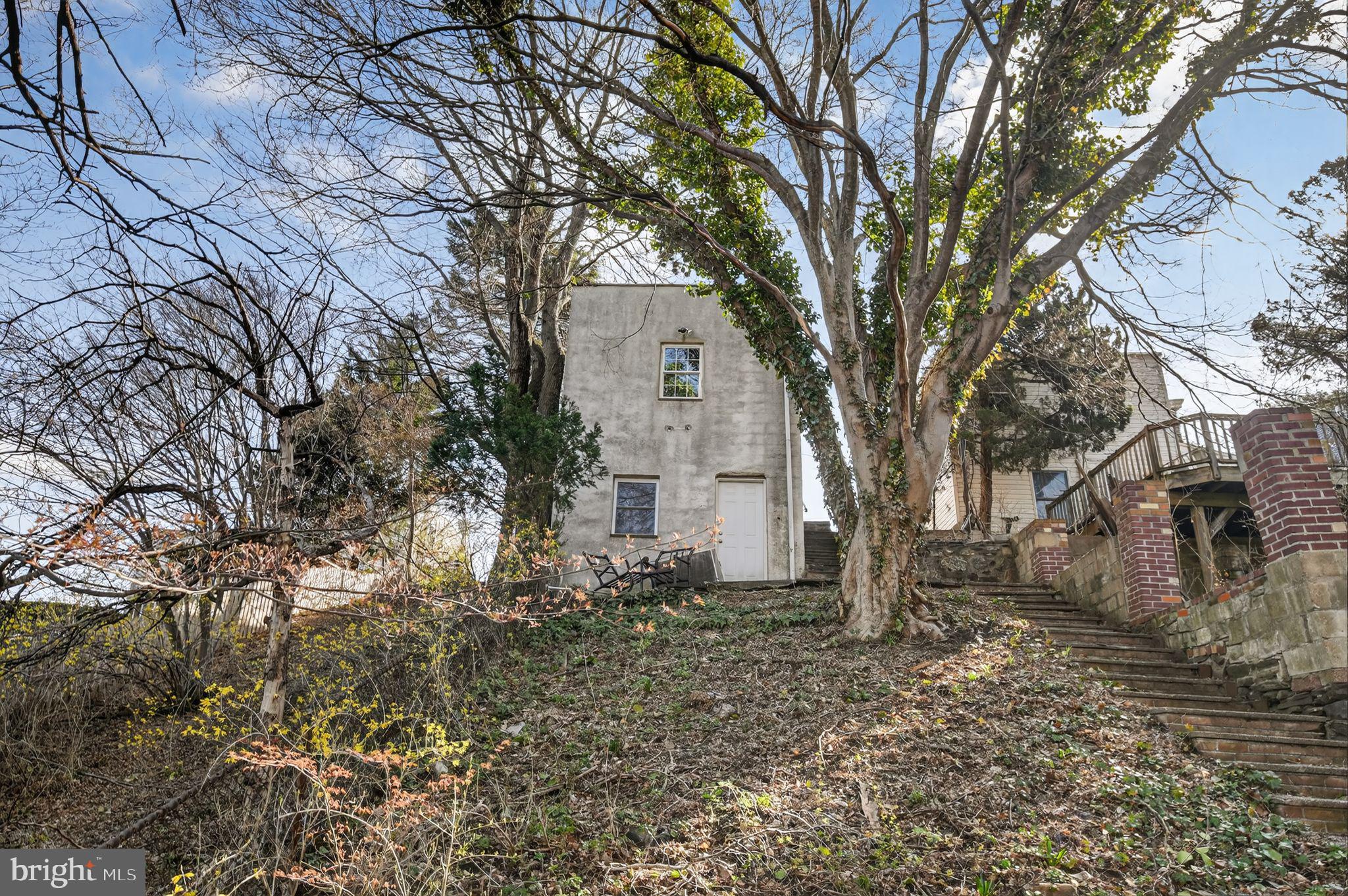 BELMONT HILLS - Residential Income