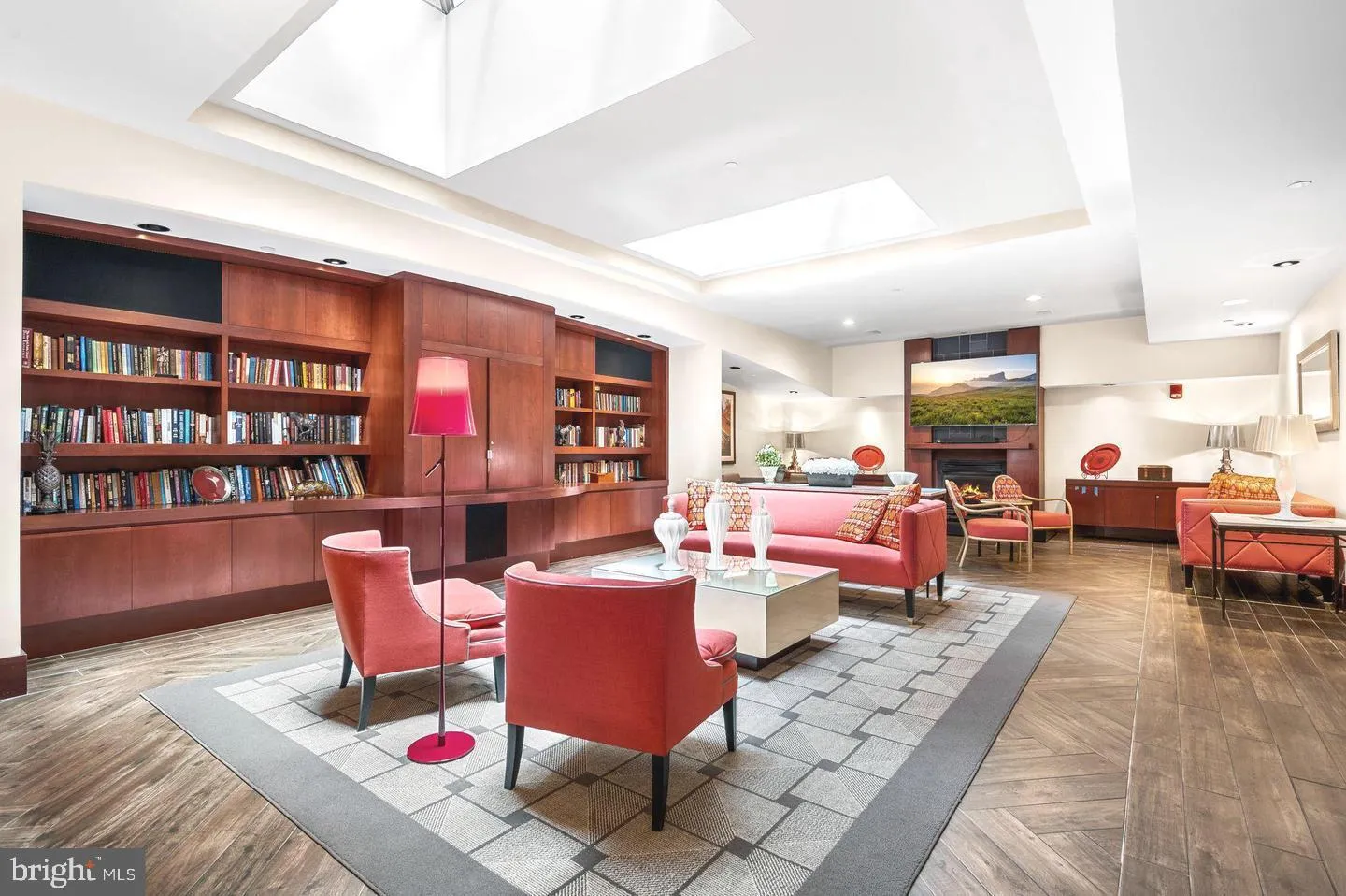 Philadelphia, Pennsylvania 19103, United States, 2 Bedrooms Bedrooms, ,2 BathroomsBathrooms,Residential,Active,200615