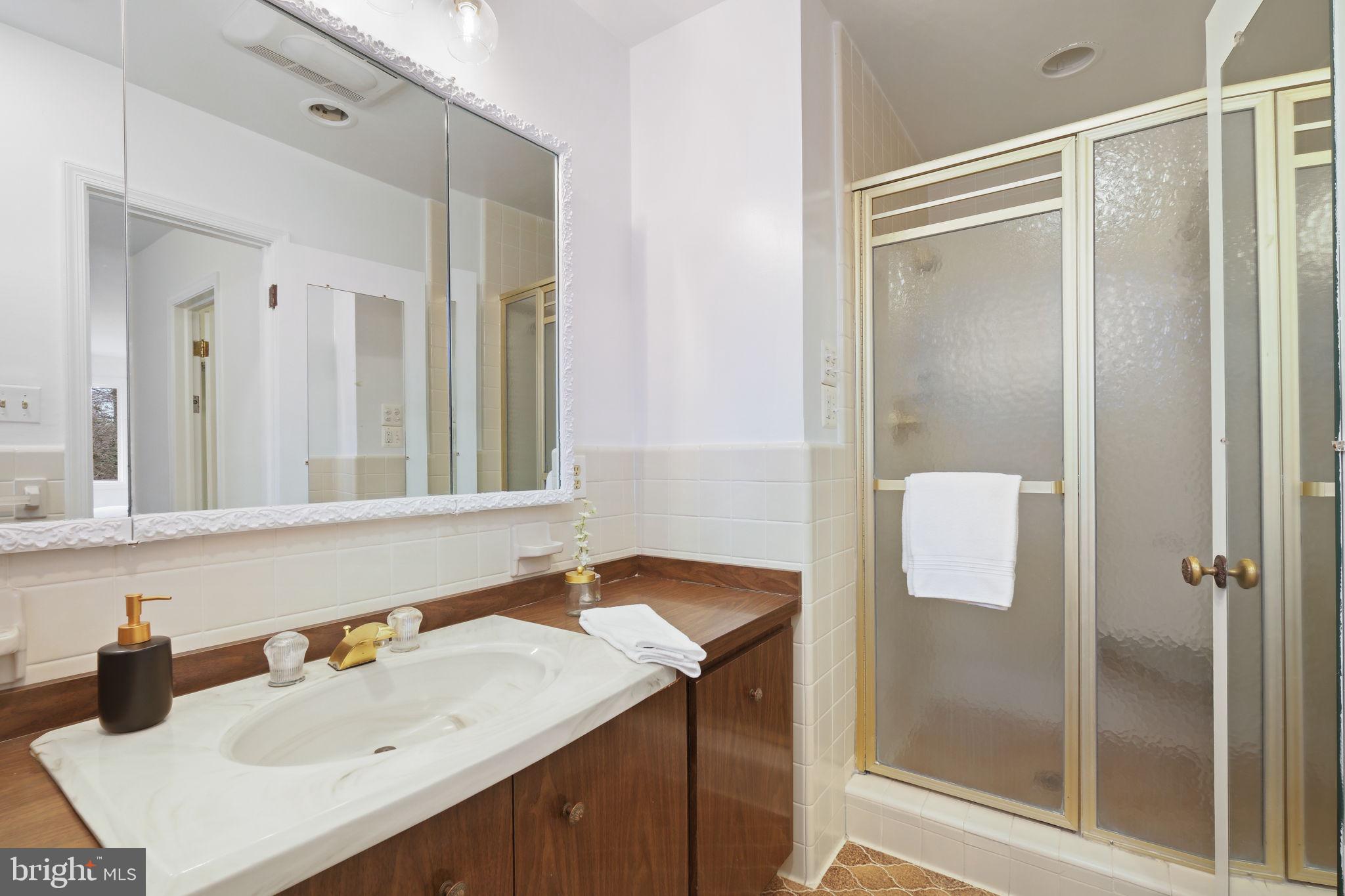 KENWOOD PARK - Residential