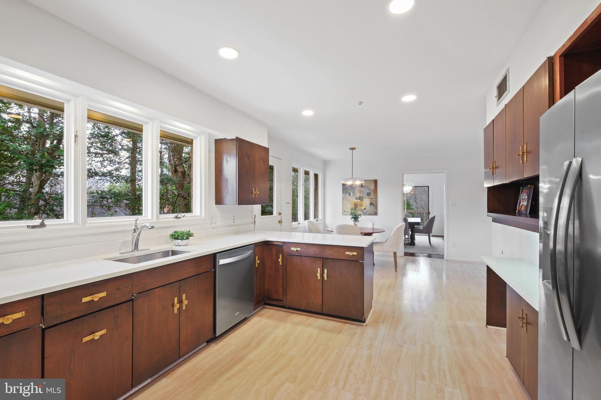 KENWOOD PARK - Residential