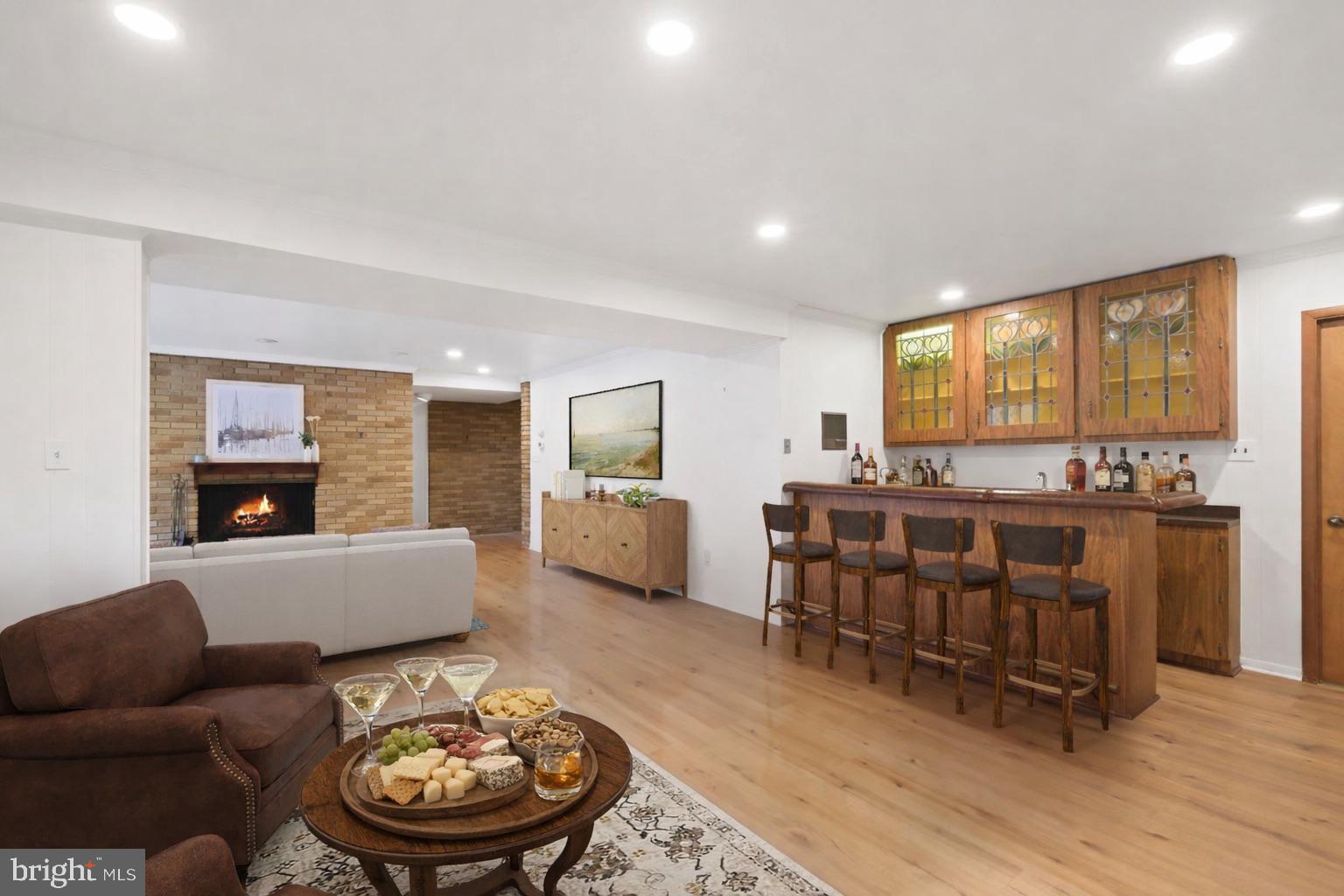 KENWOOD PARK - Residential