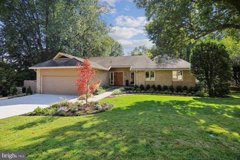 6204 CLEARWOOD ROAD BETHESDA MD 20817