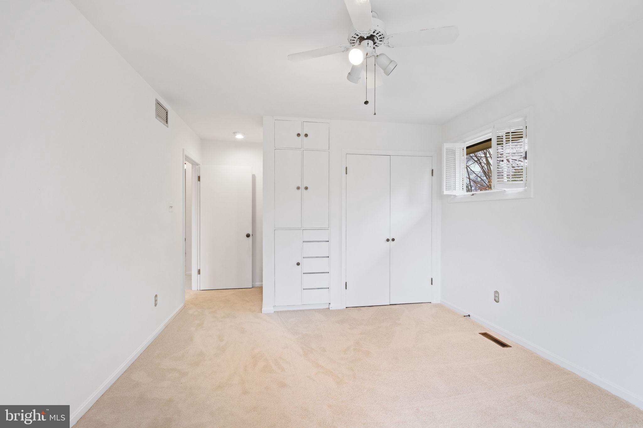 KENWOOD PARK - Residential