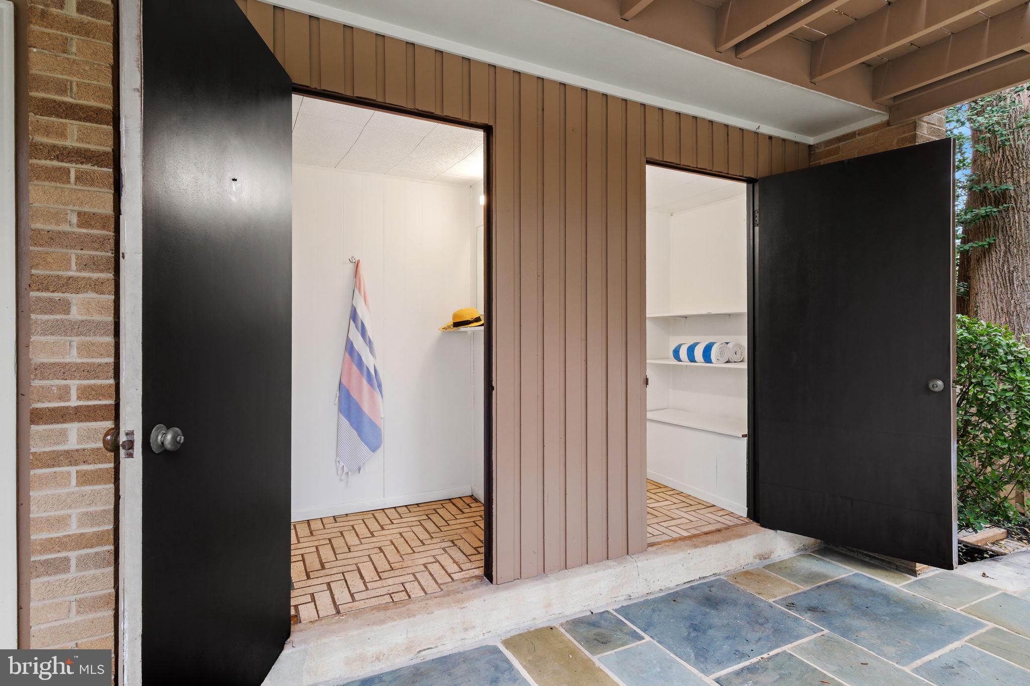 KENWOOD PARK - Residential