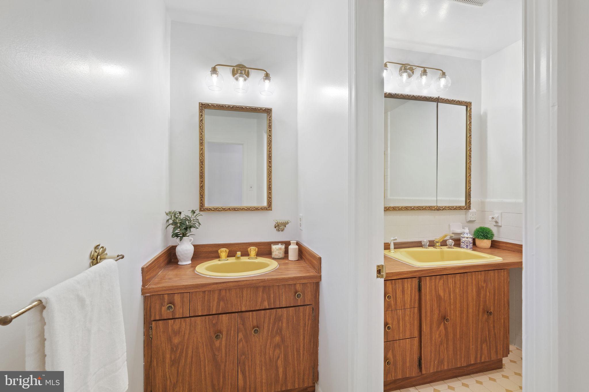 KENWOOD PARK - Residential