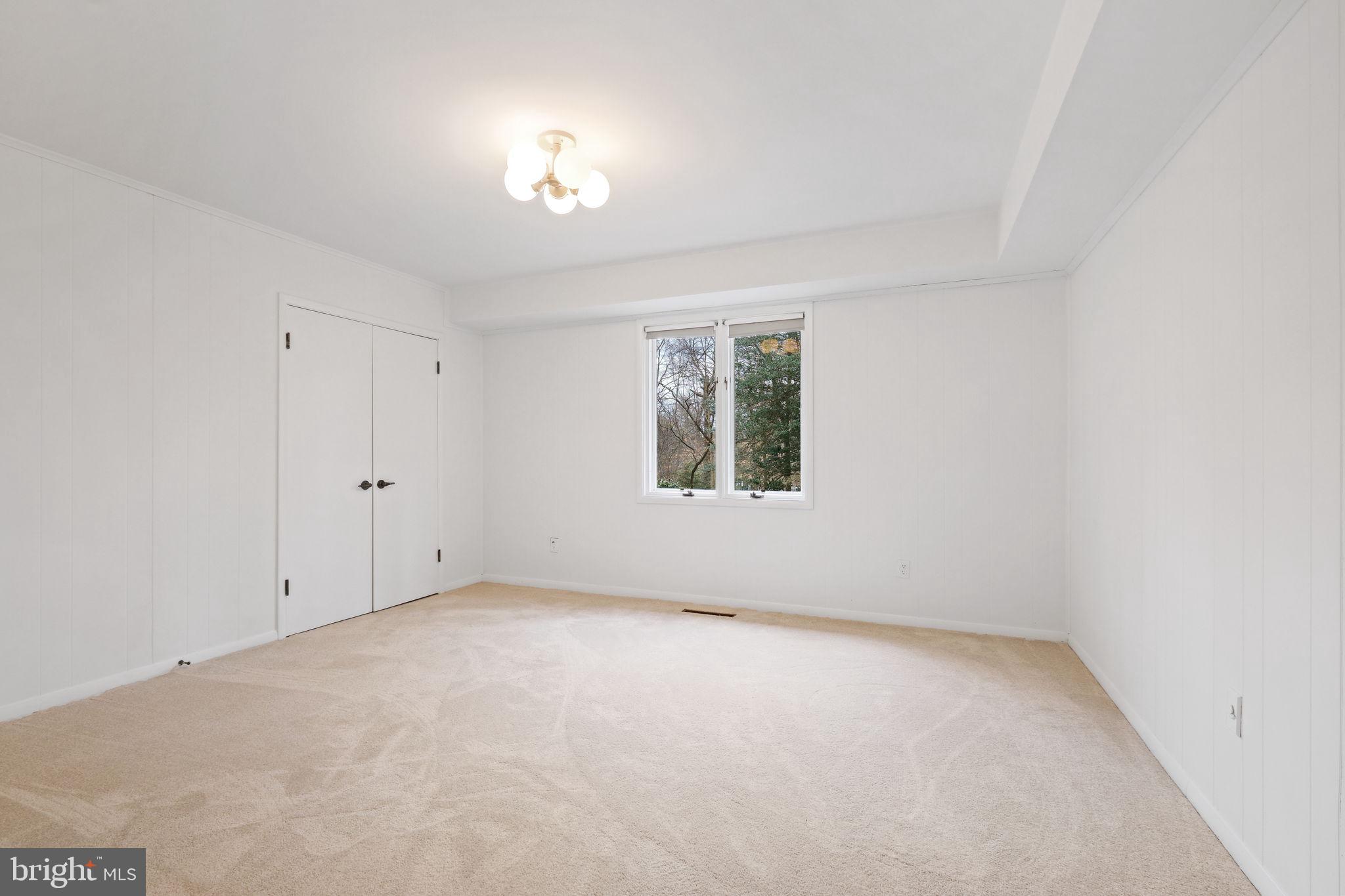 KENWOOD PARK - Residential