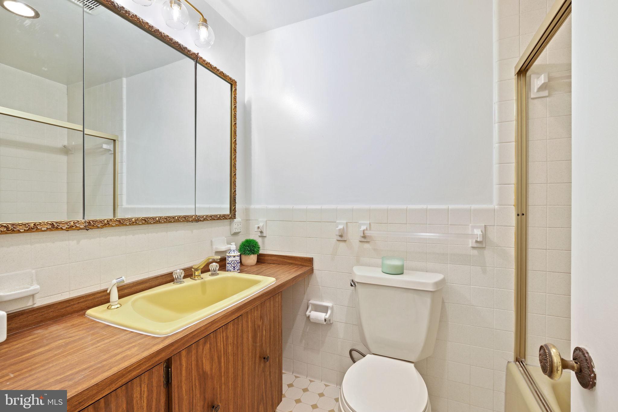 KENWOOD PARK - Residential