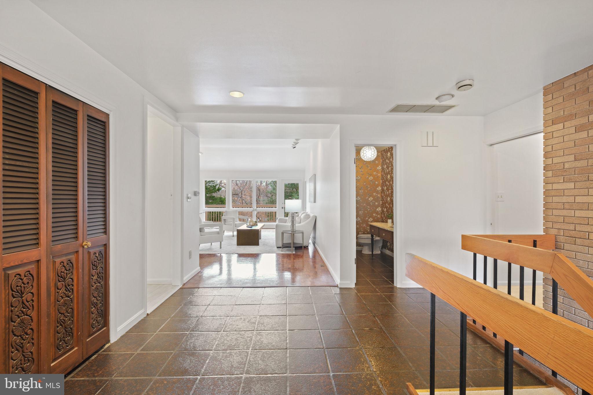 KENWOOD PARK - Residential