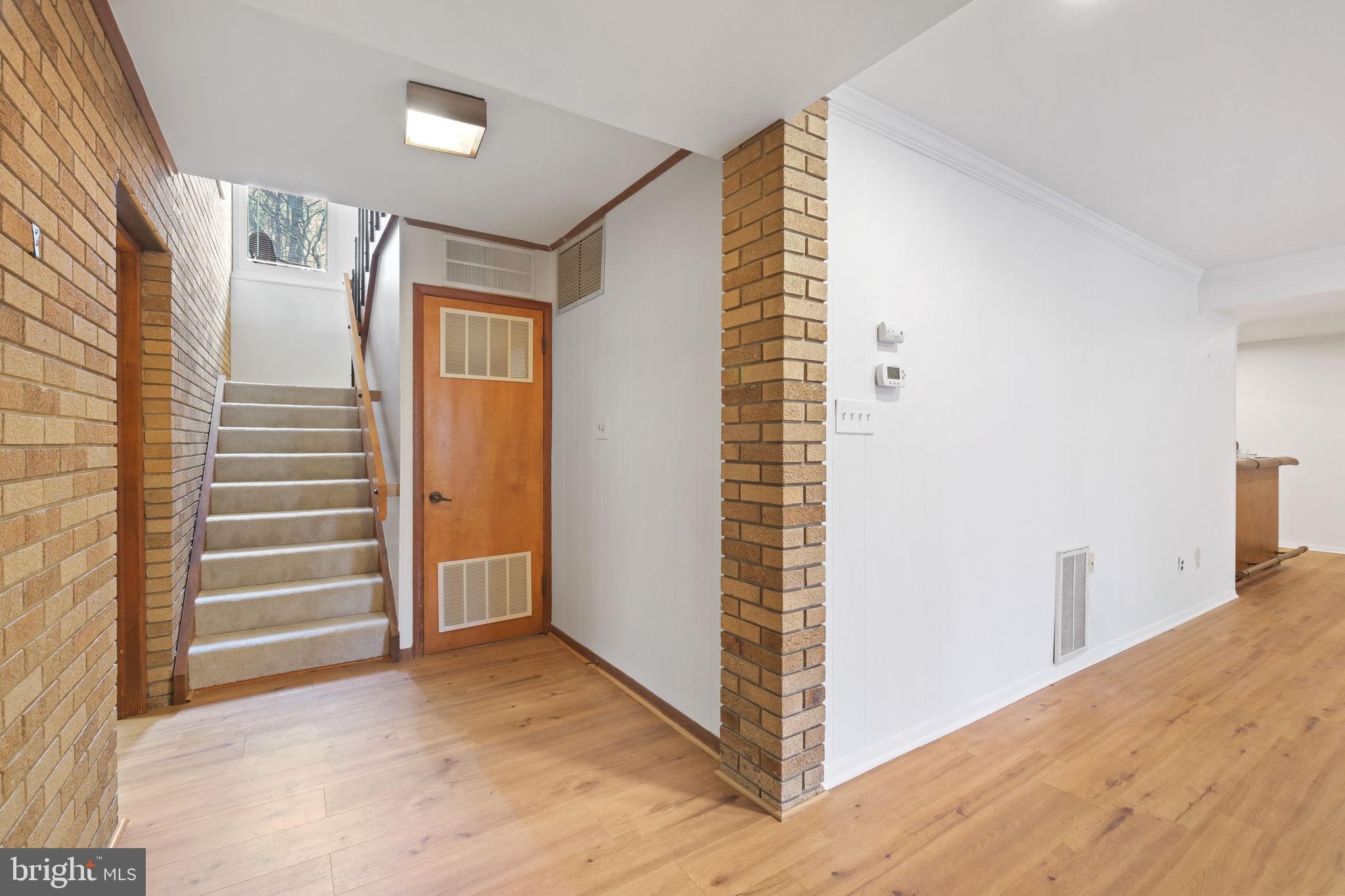 KENWOOD PARK - Residential