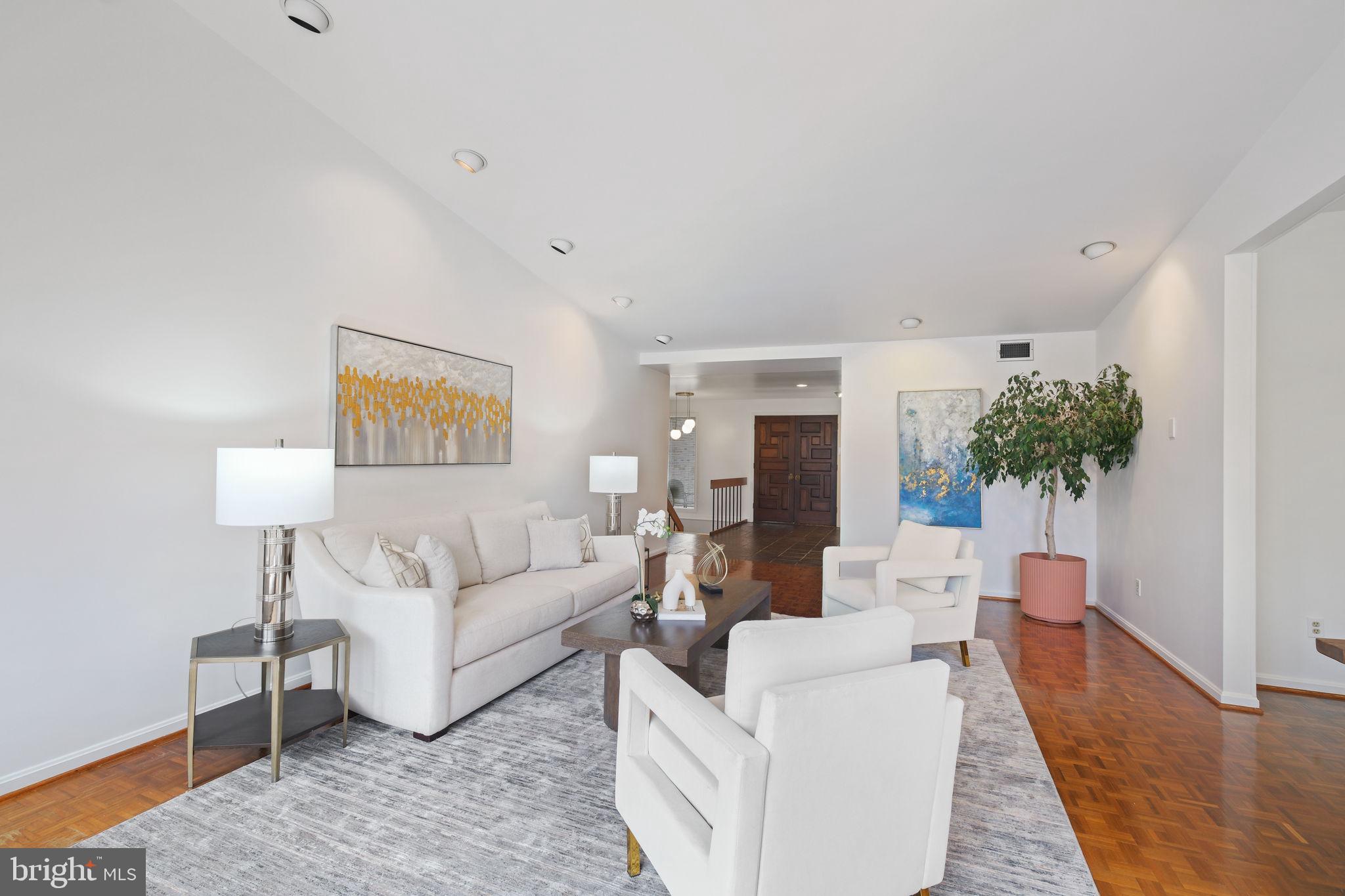 KENWOOD PARK - Residential