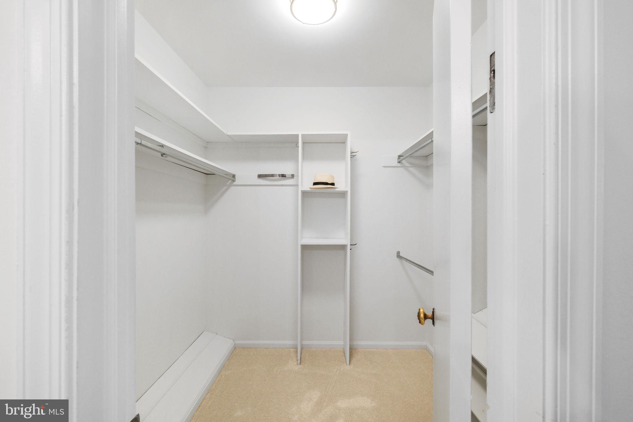 KENWOOD PARK - Residential