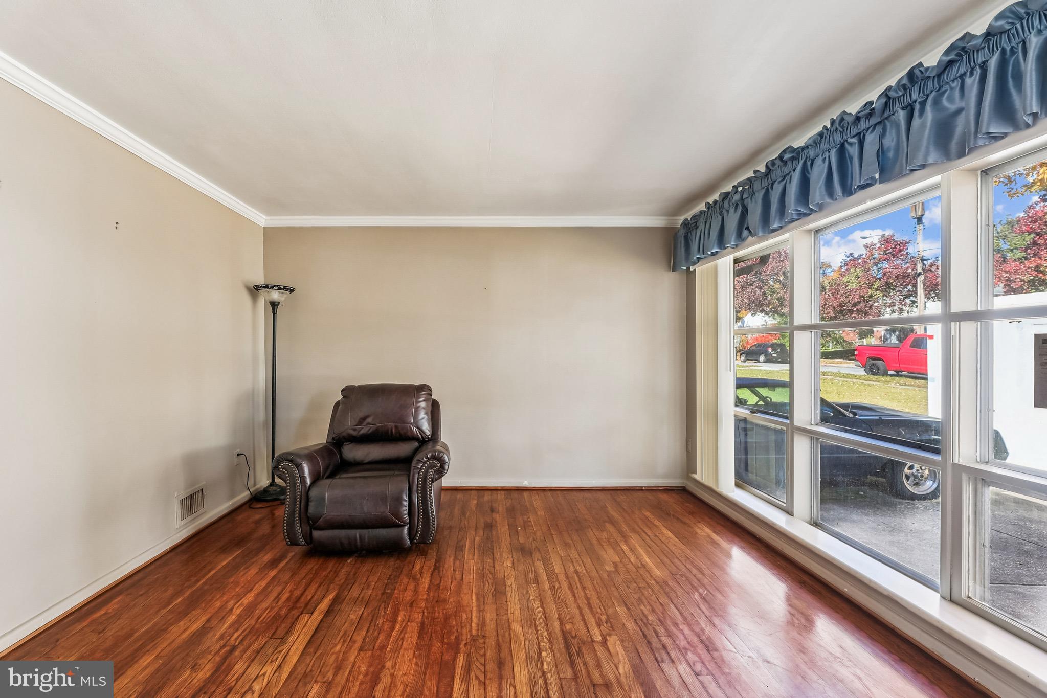 8407 QUINTANA STREET