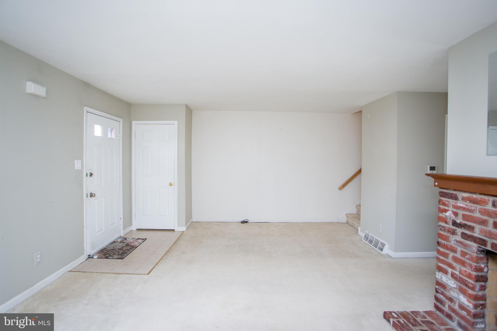 21 WASHINGTON SQUARE