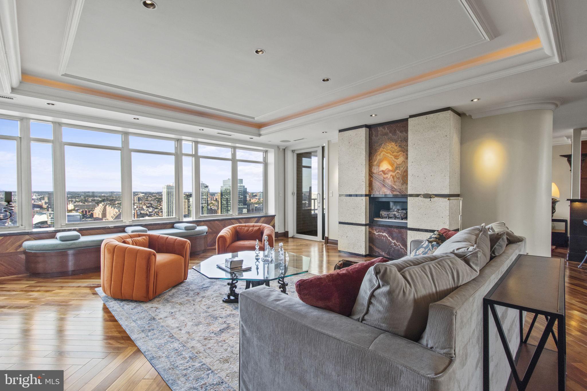 HARBORVIEW CONDOMINIUMS - Residential