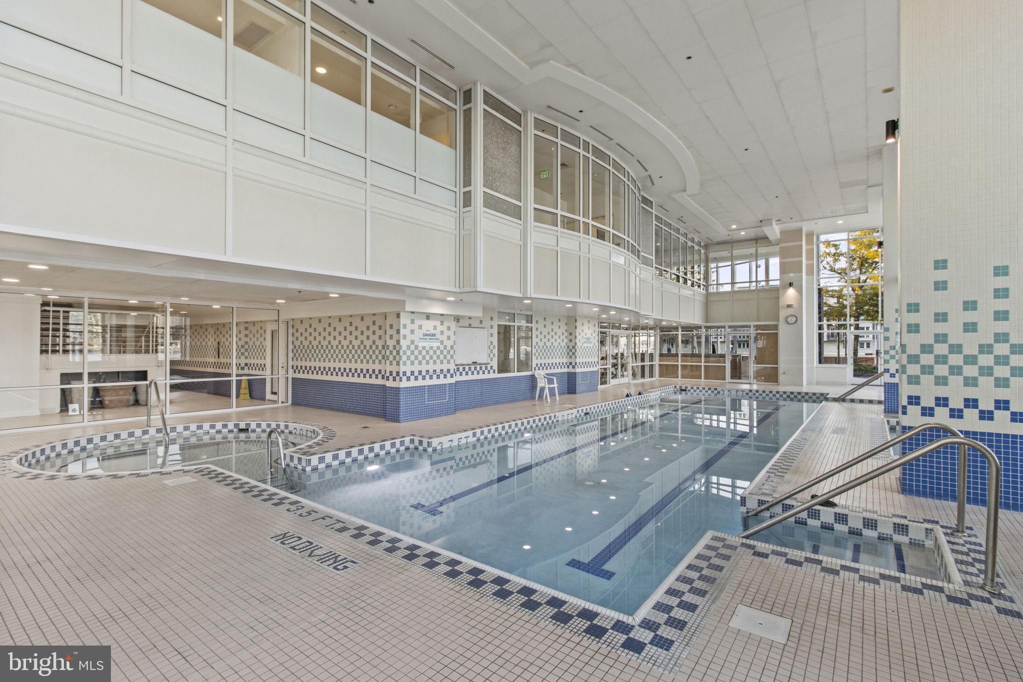 HARBORVIEW CONDOMINIUMS - Residential