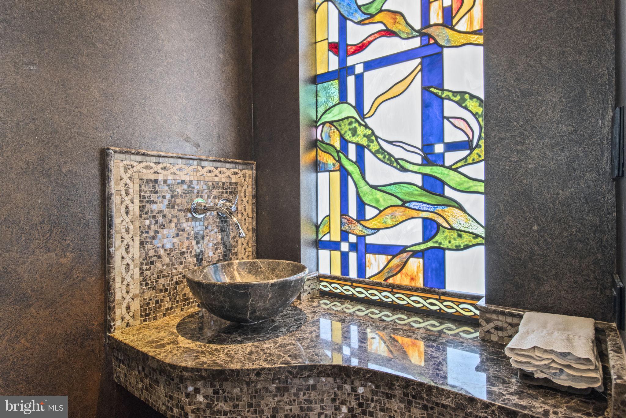 HARBORVIEW CONDOMINIUMS - Residential