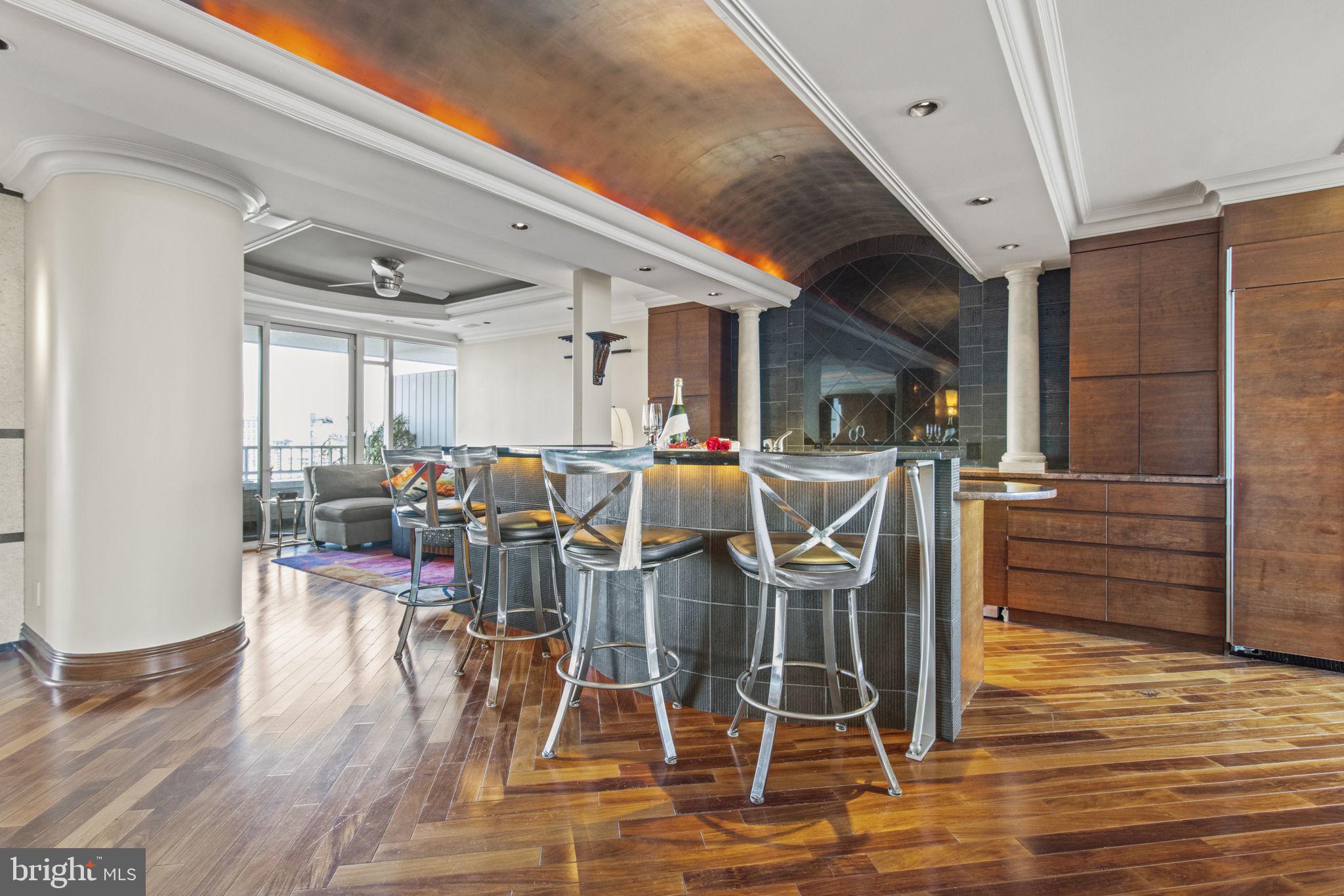 HARBORVIEW CONDOMINIUMS - Residential