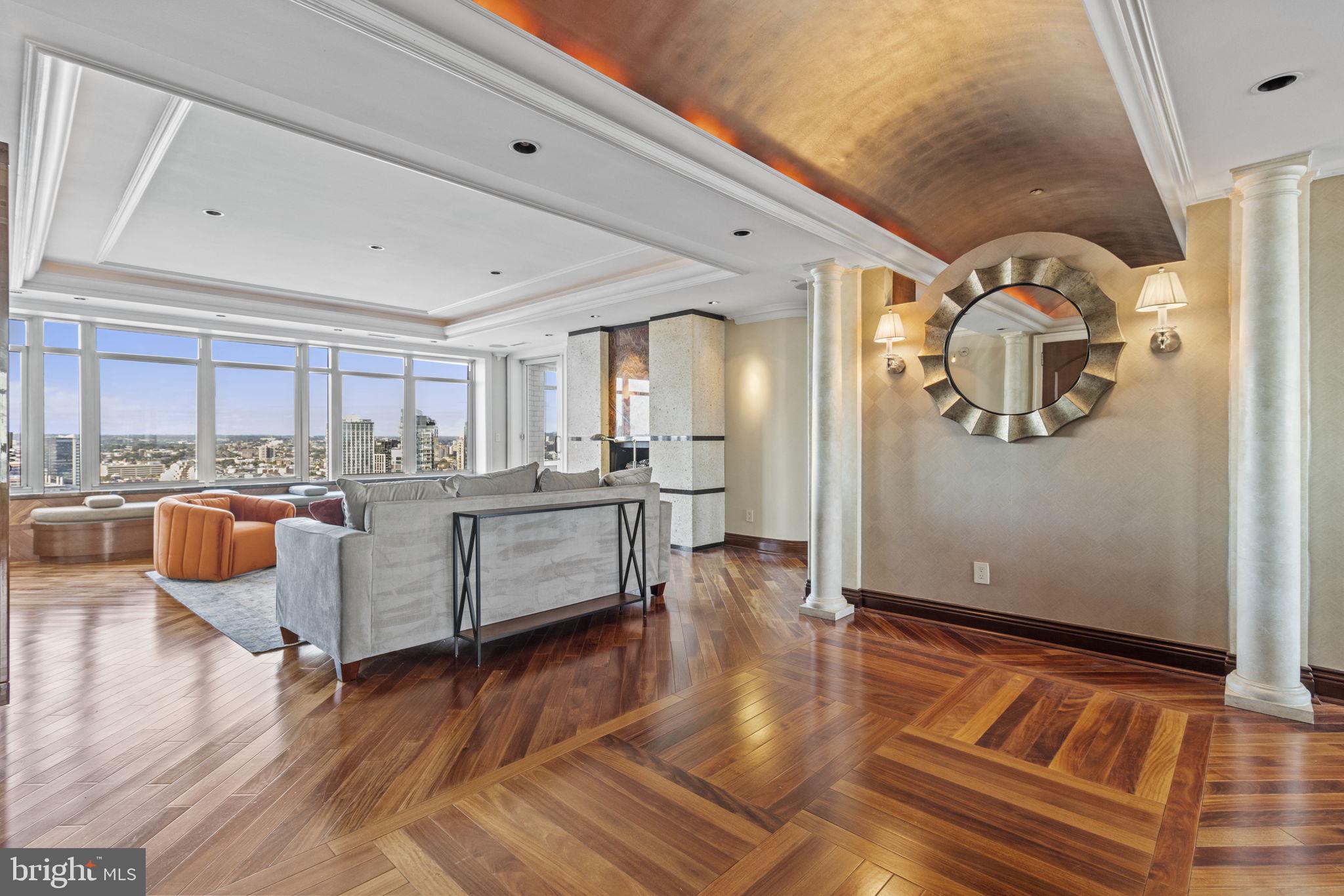 HARBORVIEW CONDOMINIUMS - Residential