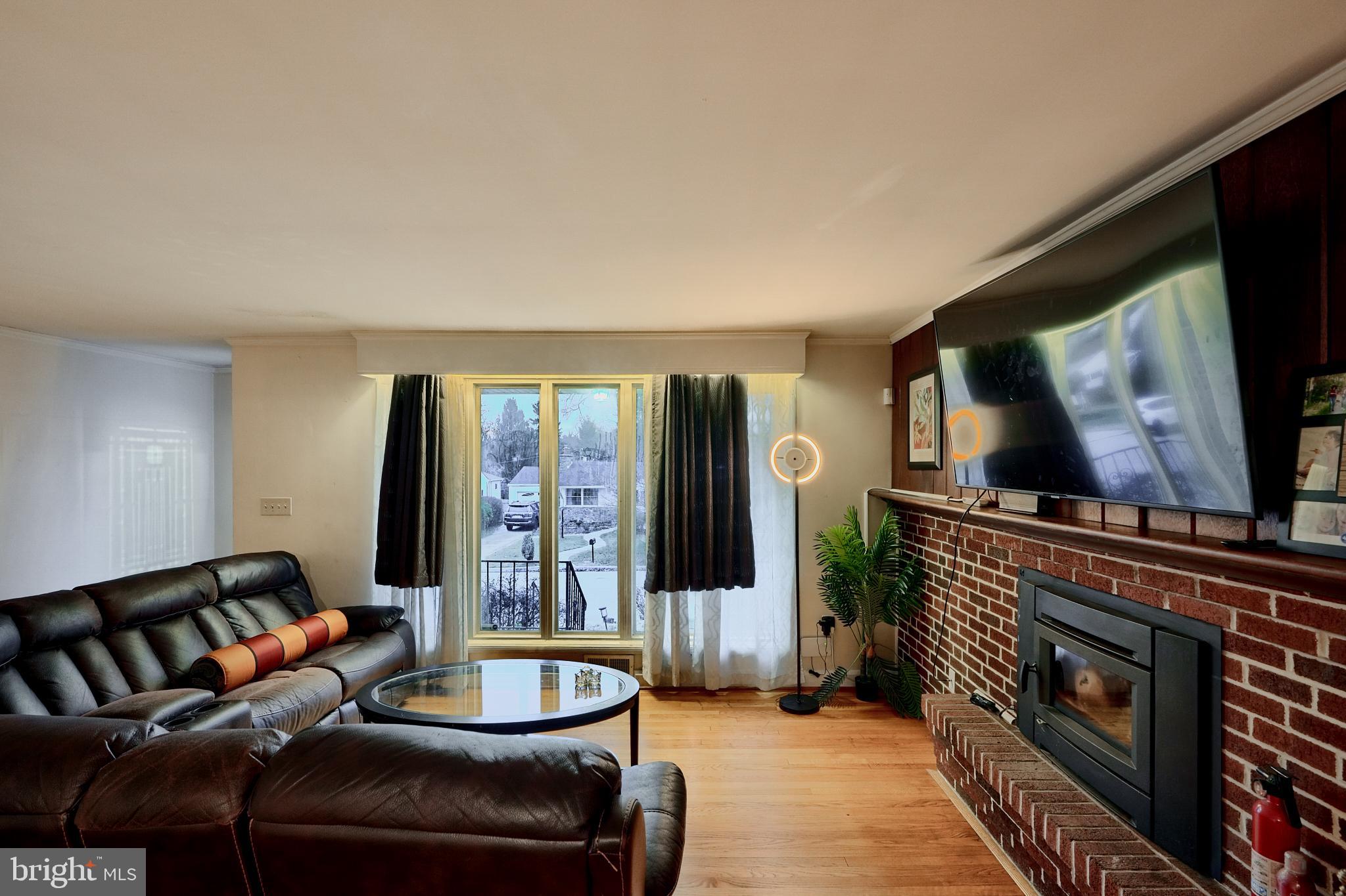 GLENDALE - Residential
