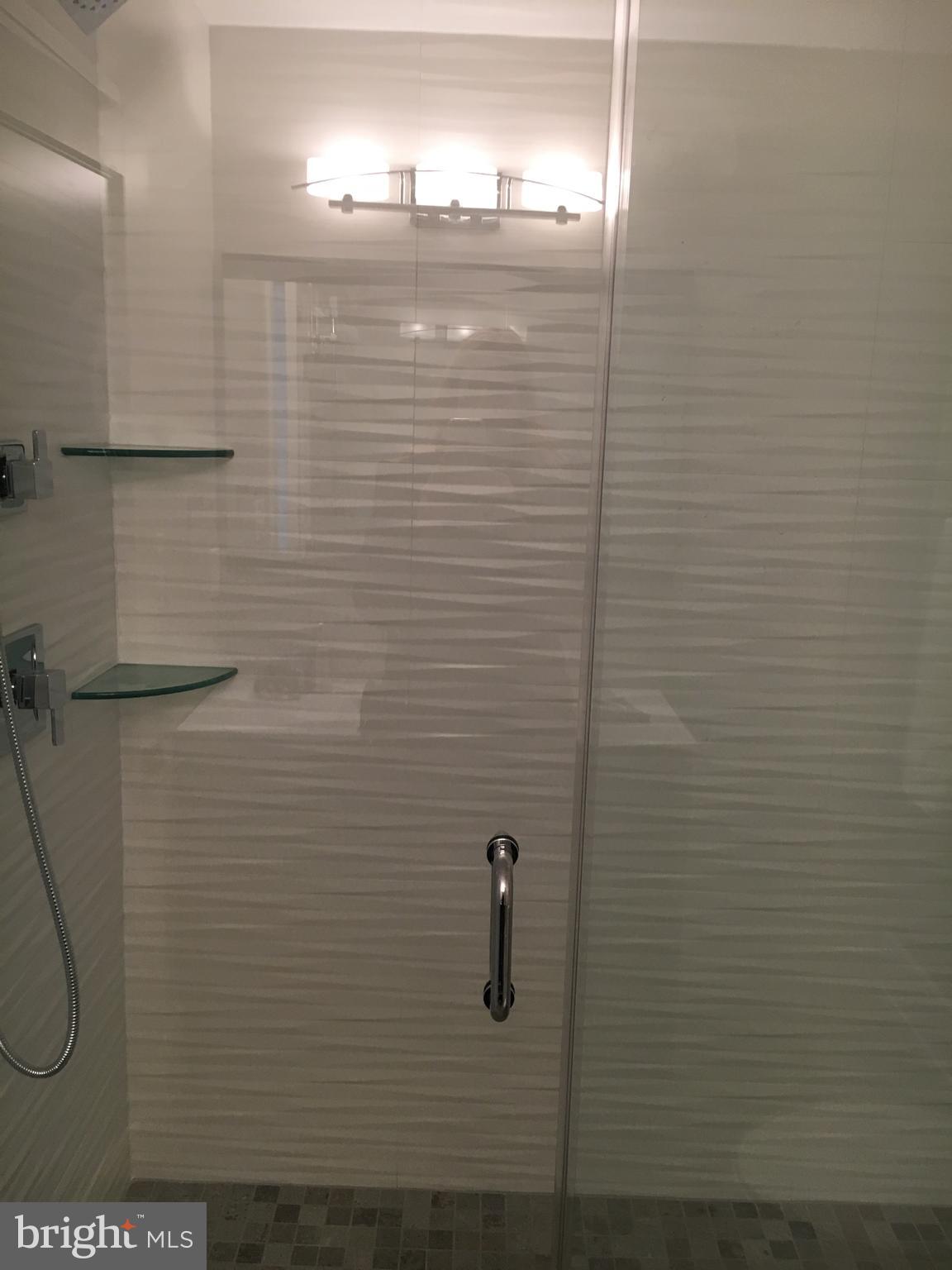 GRADUATE HOSPITAL - Residential Lease