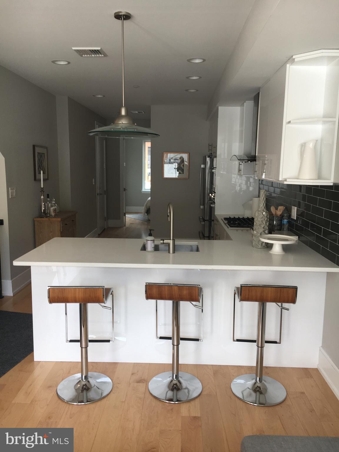 GRADUATE HOSPITAL - Residential Lease