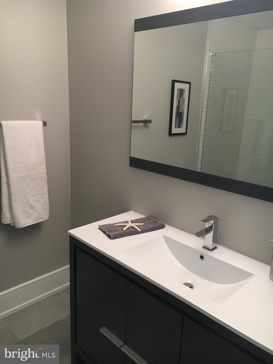 GRADUATE HOSPITAL - Residential Lease