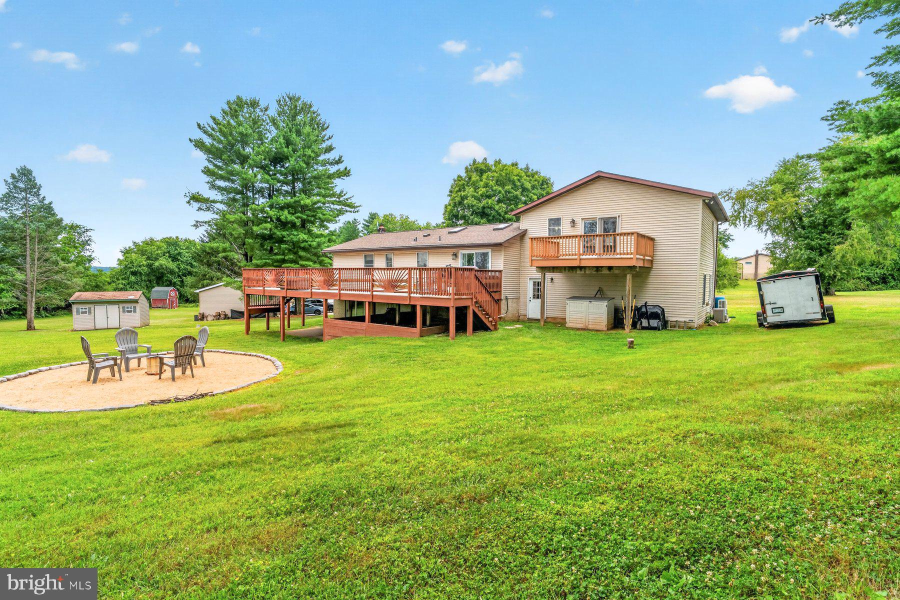 4200 WOLF COURT
