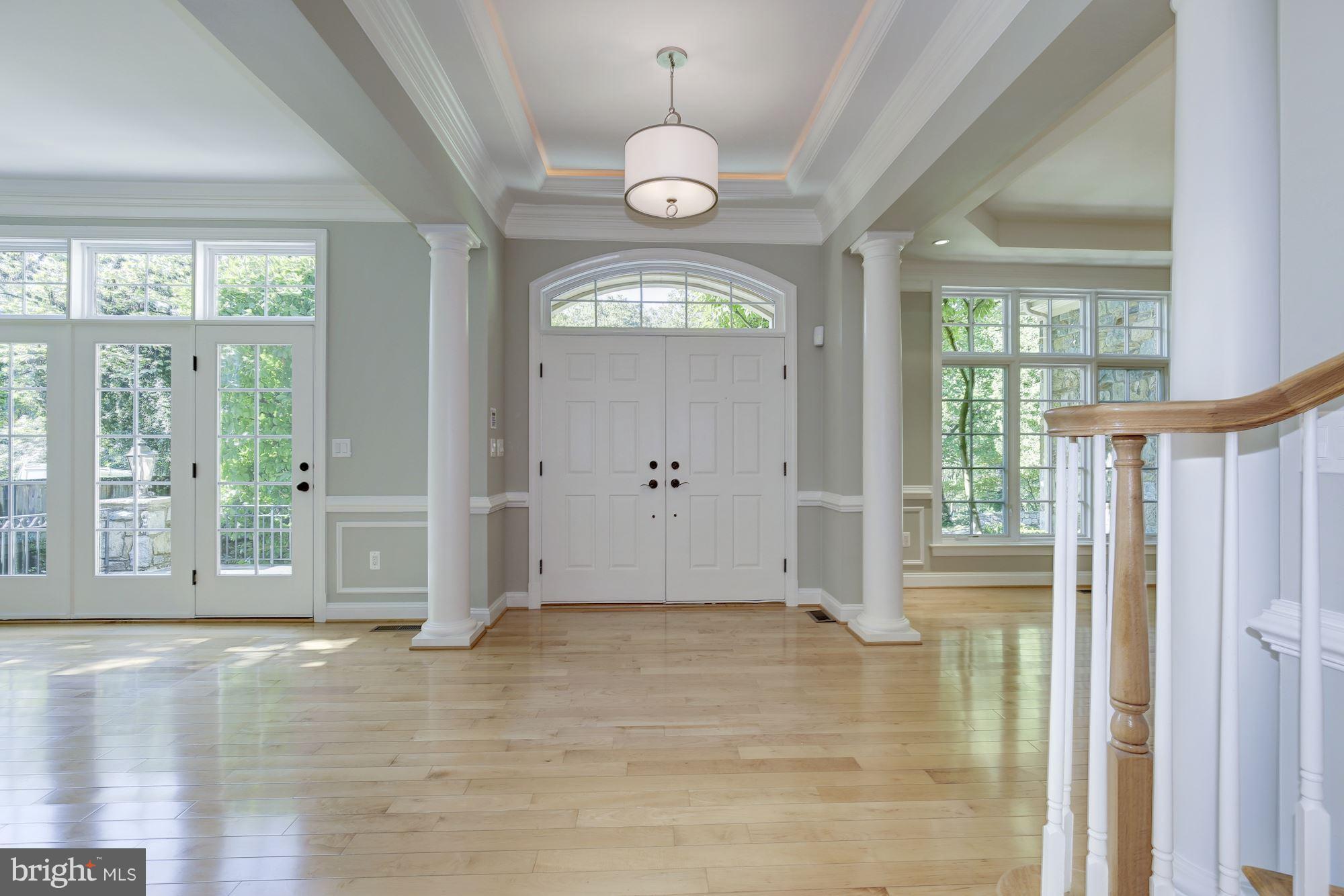 BRADLEY HILLS GROVE - Residential